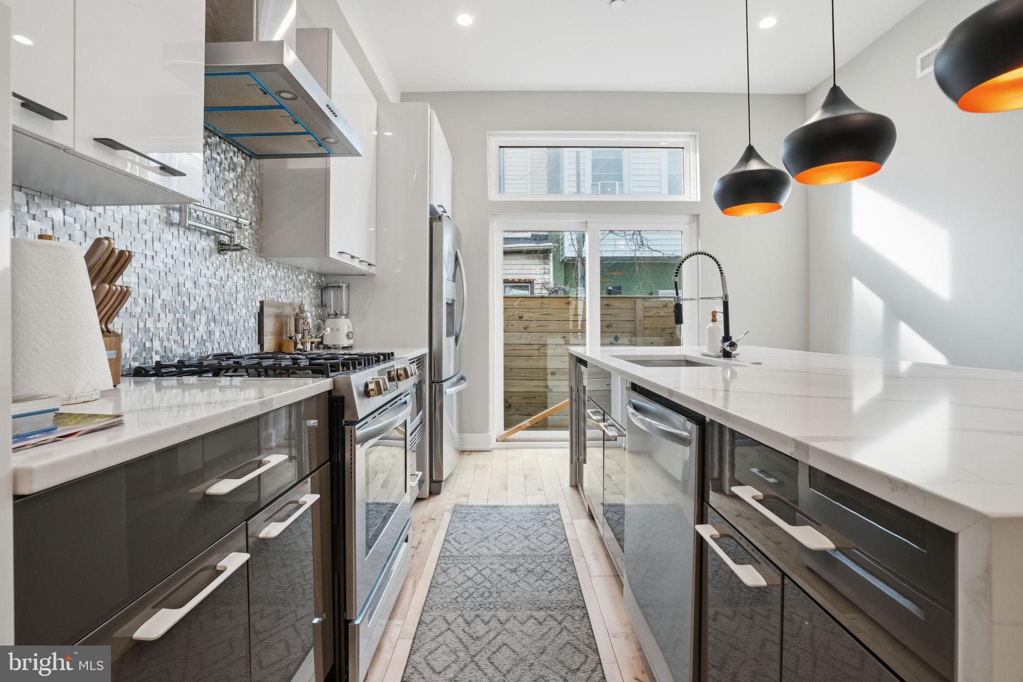 GRAYS FERRY - Residential