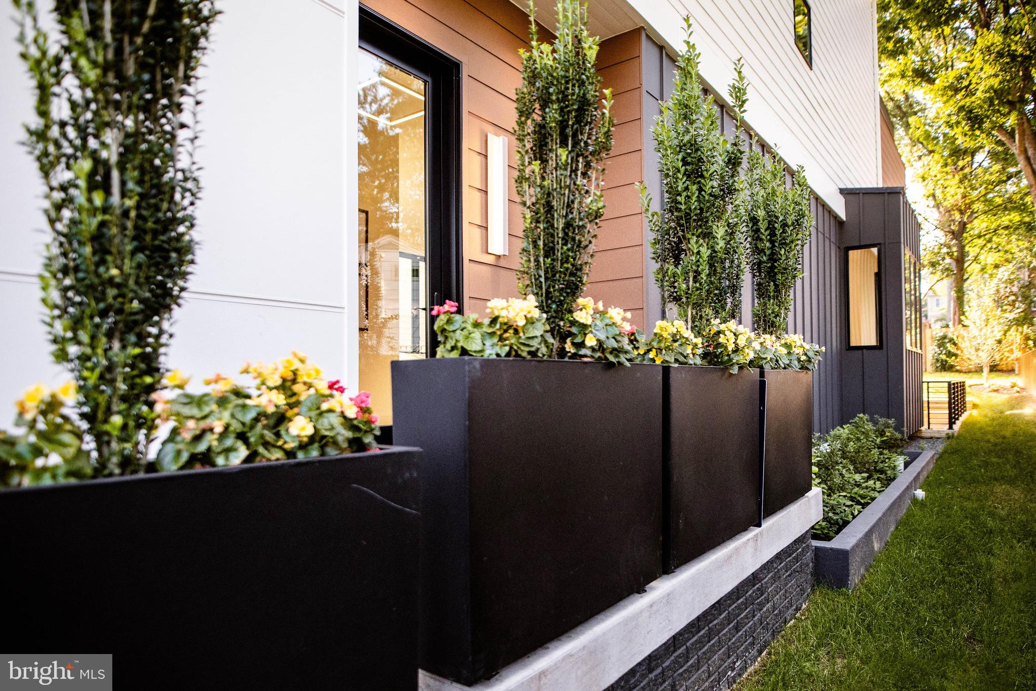 ELLISON HEIGHTS - Residential