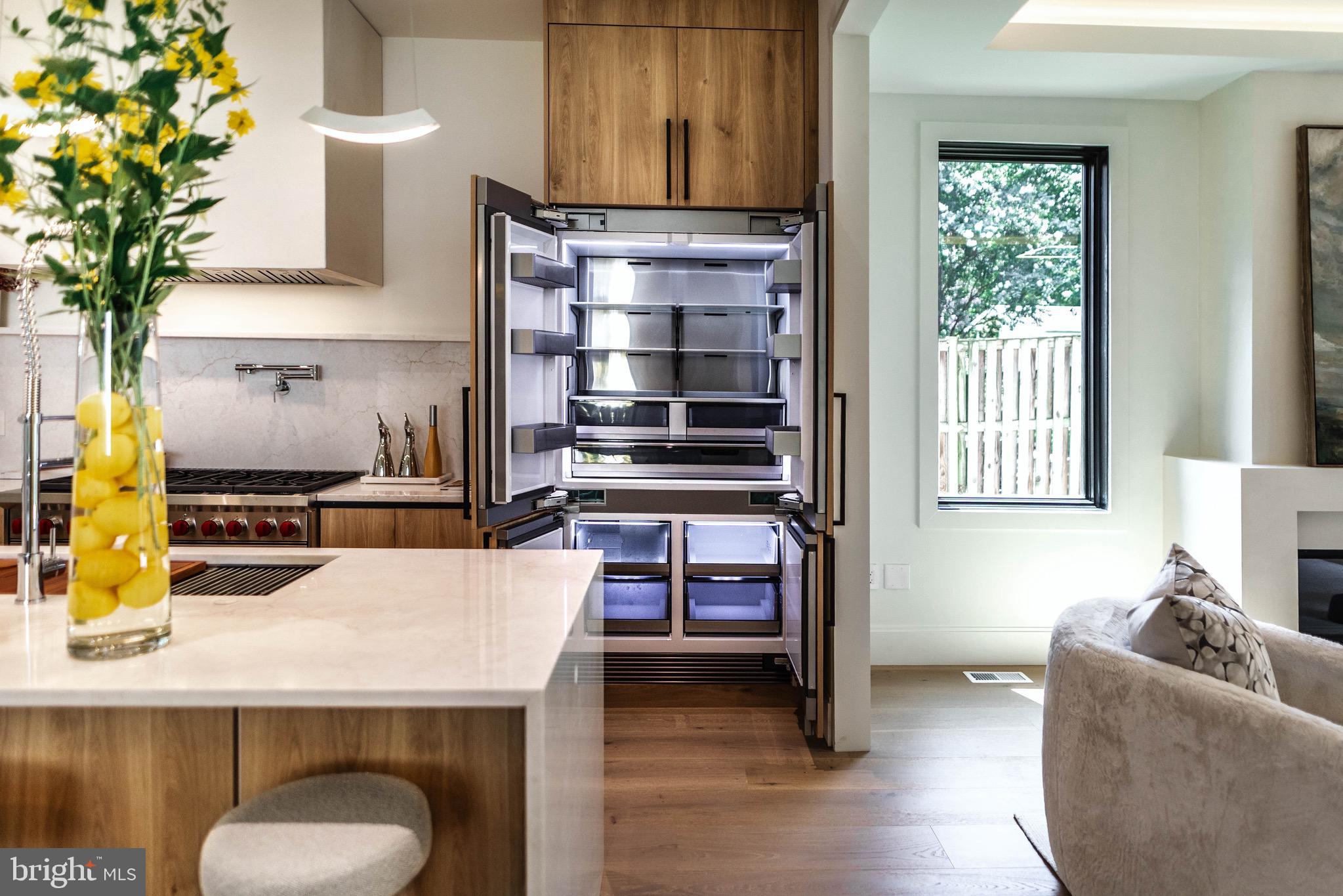 ELLISON HEIGHTS - Residential