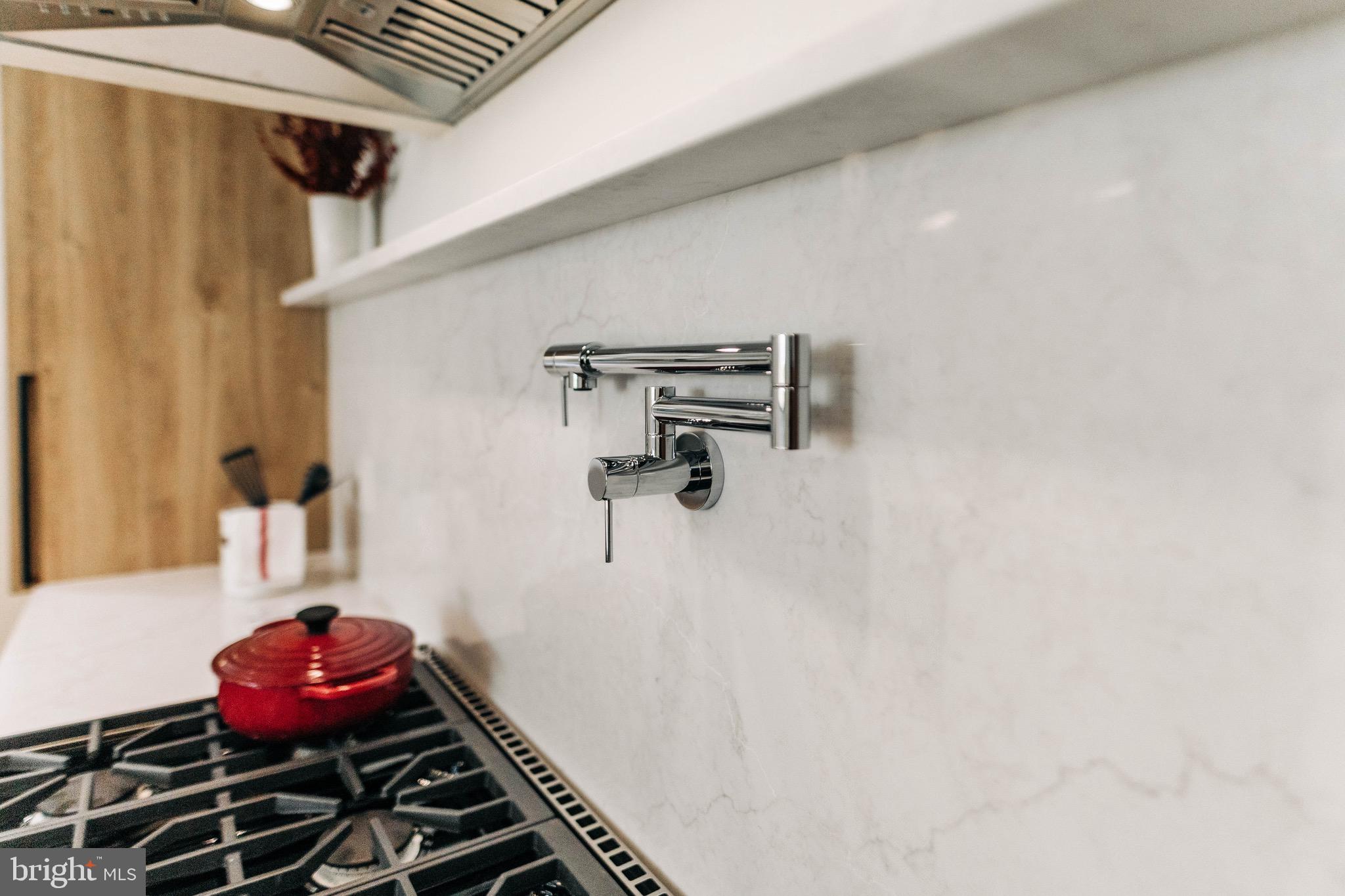 ELLISON HEIGHTS - Residential