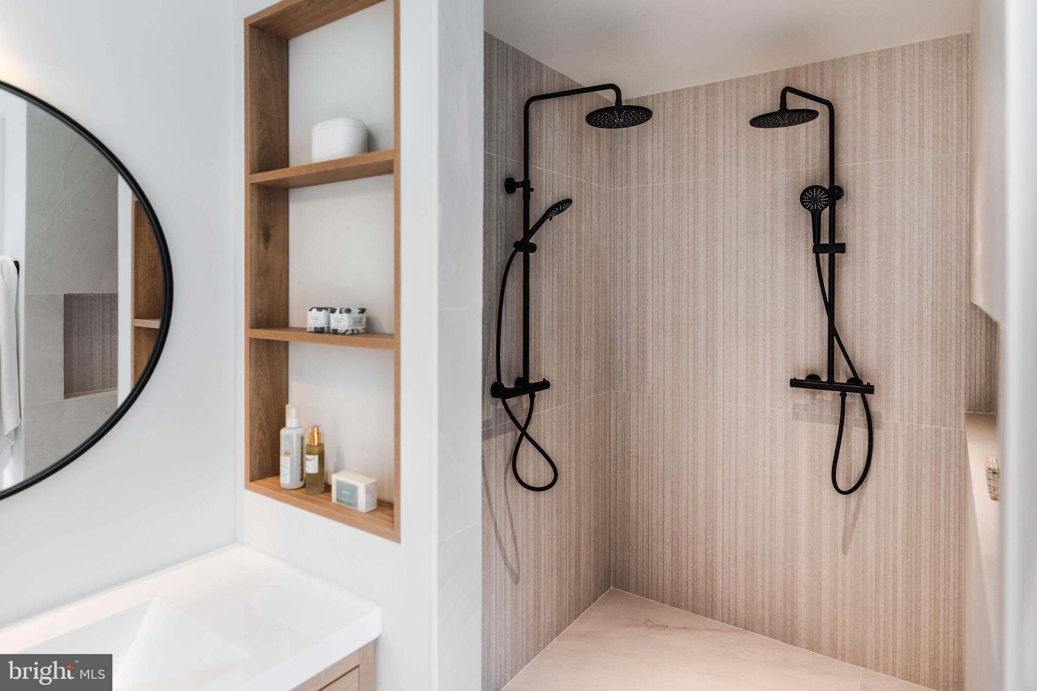 ELLISON HEIGHTS - Residential