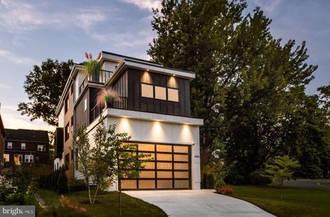 6940 SPRUCE STREET FALLS CHURCH VA 22046