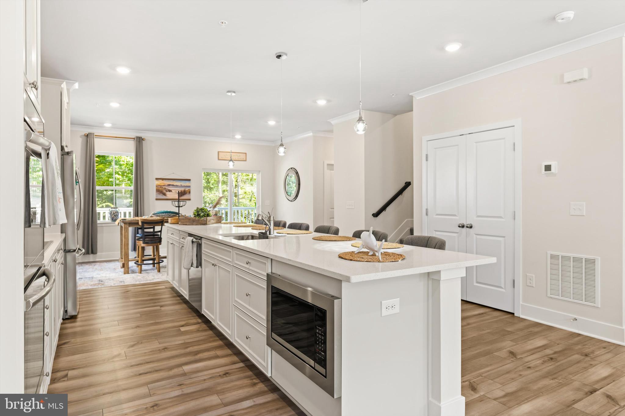 12394 SEA OAKS LANE