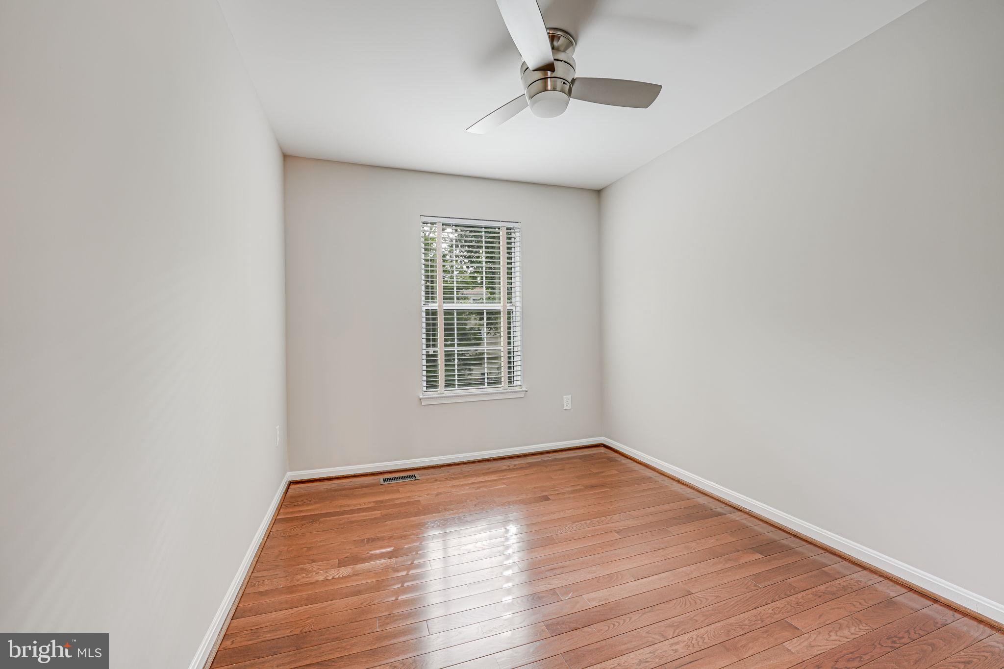 STRATFORD GLEN - Residential