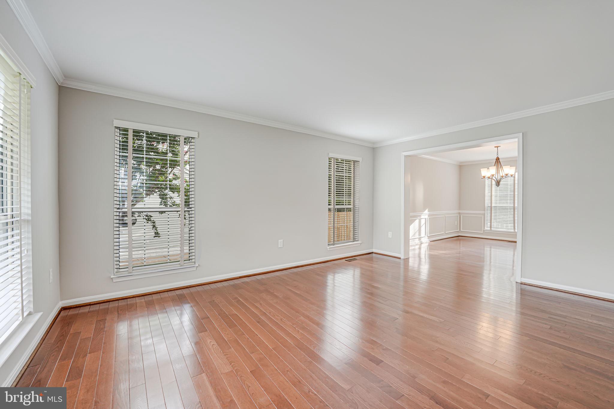 STRATFORD GLEN - Residential