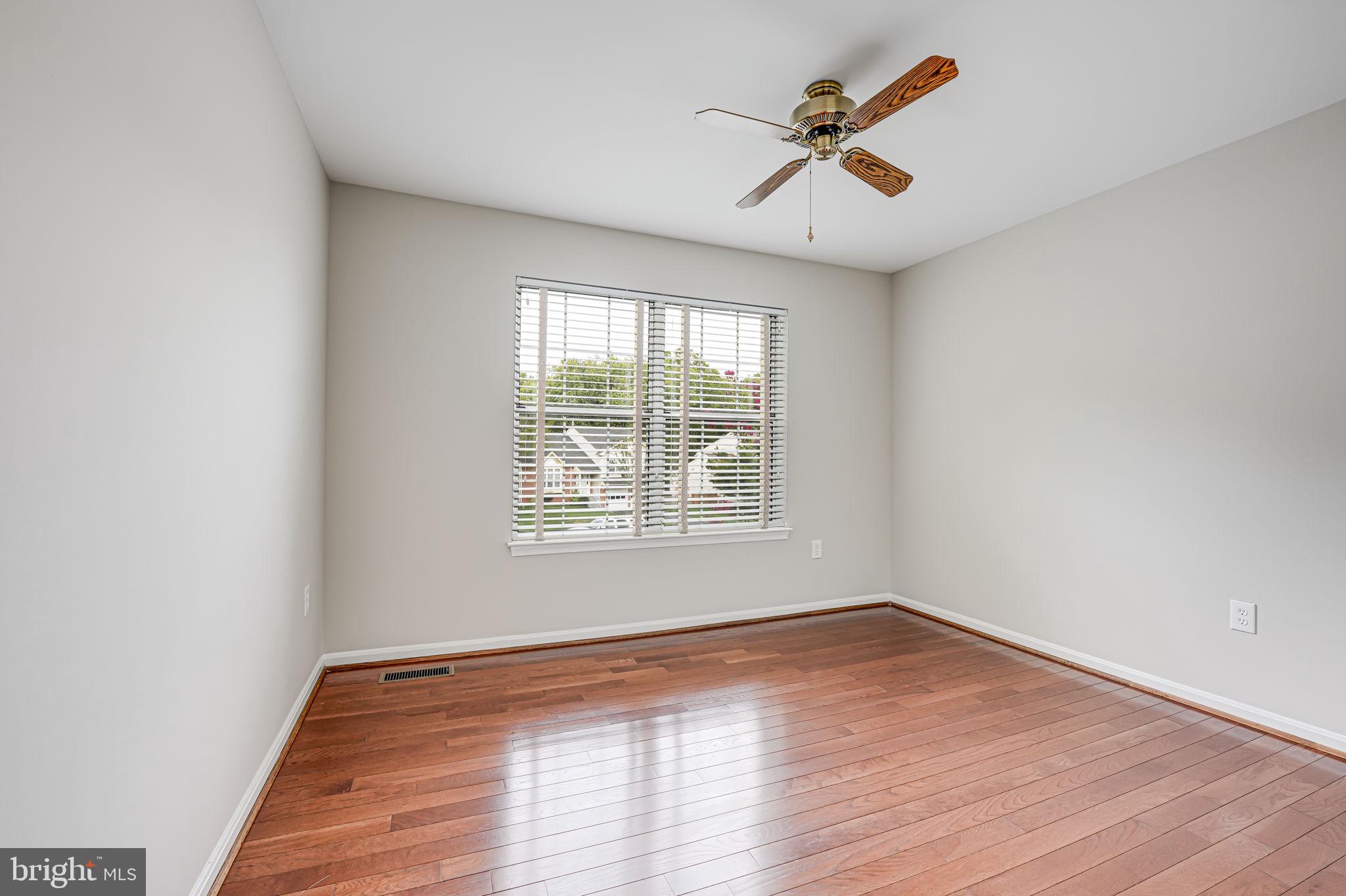 STRATFORD GLEN - Residential