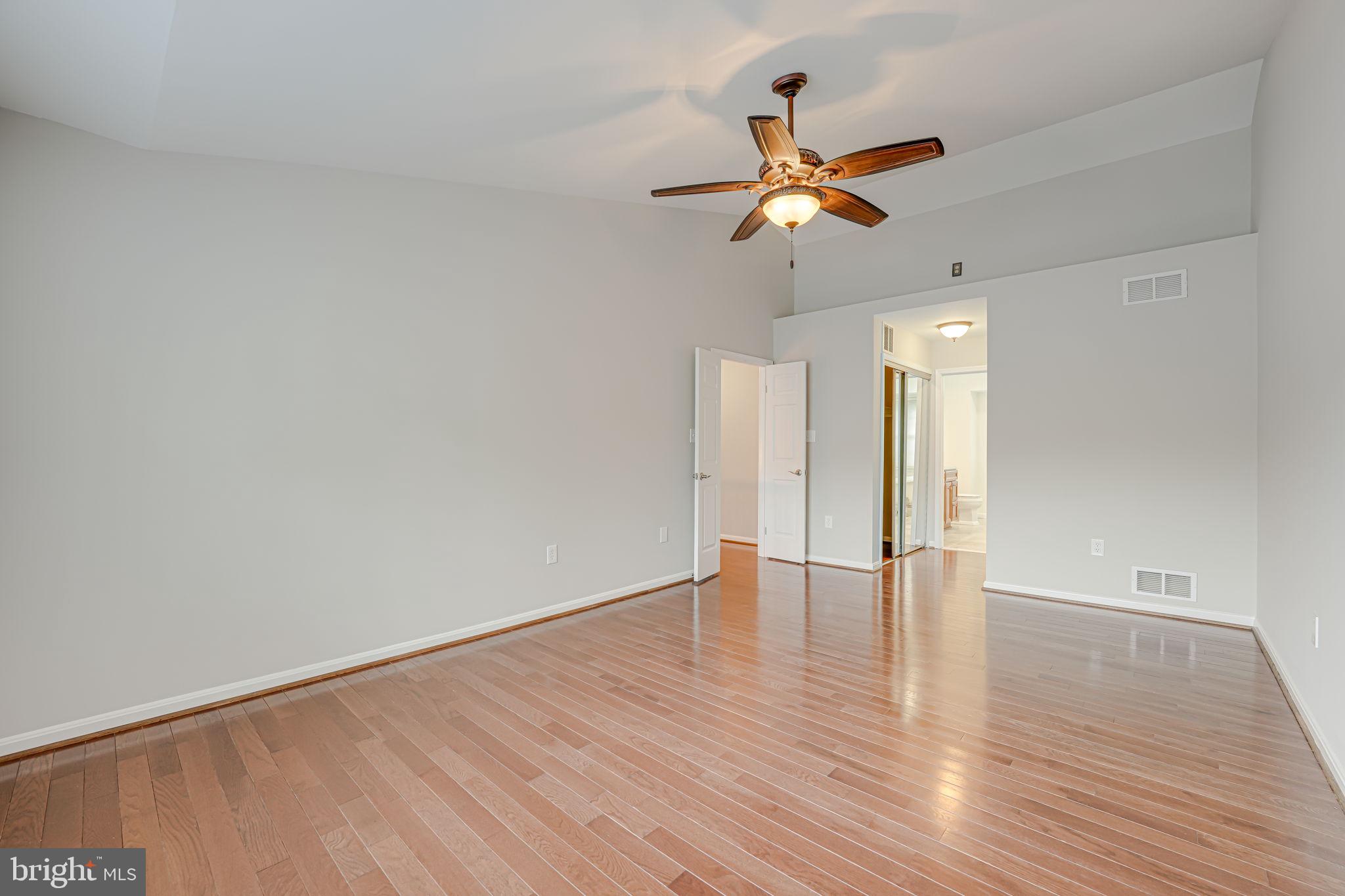 STRATFORD GLEN - Residential