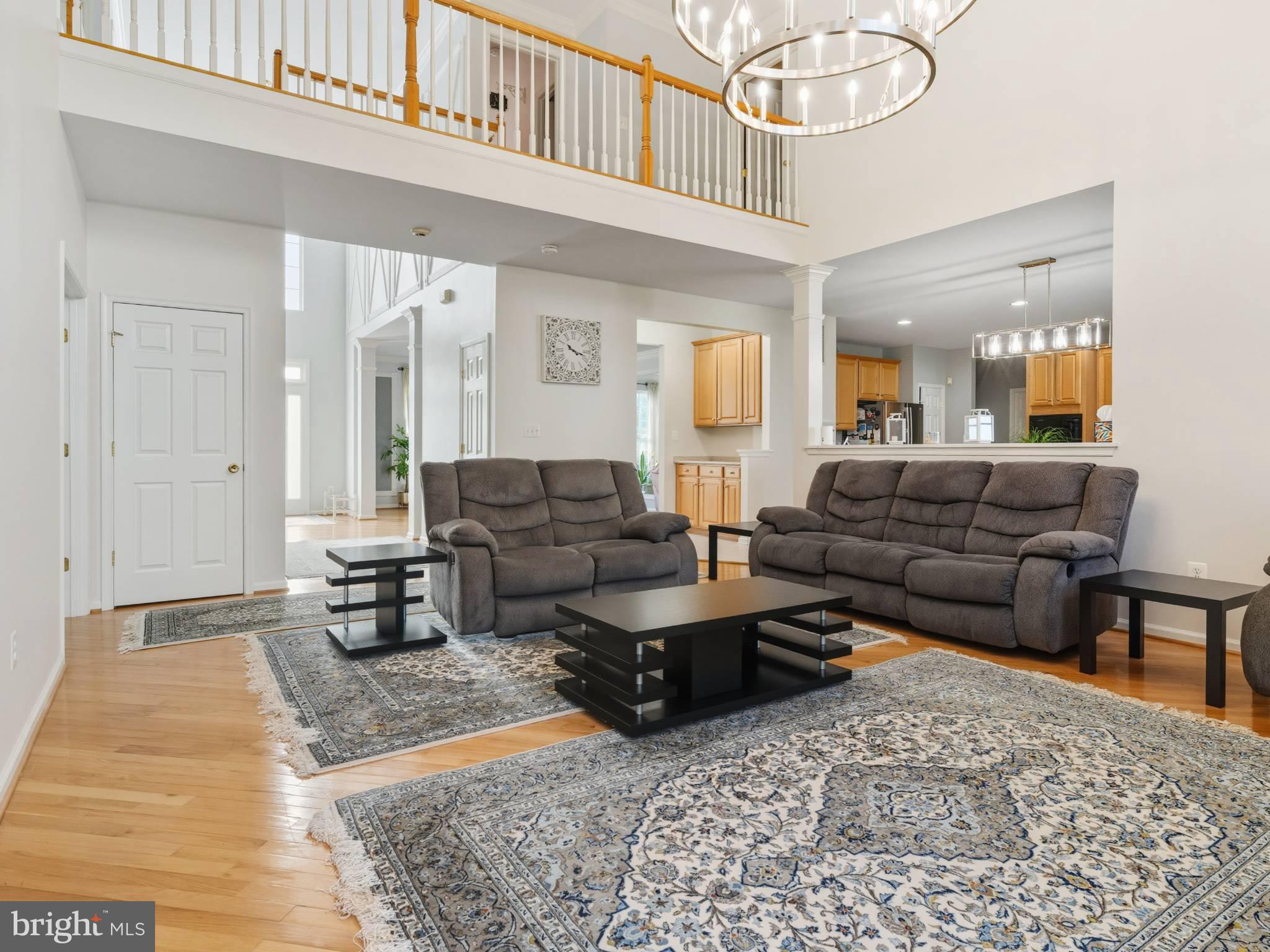 KINGS CROSSING - Residential Lease