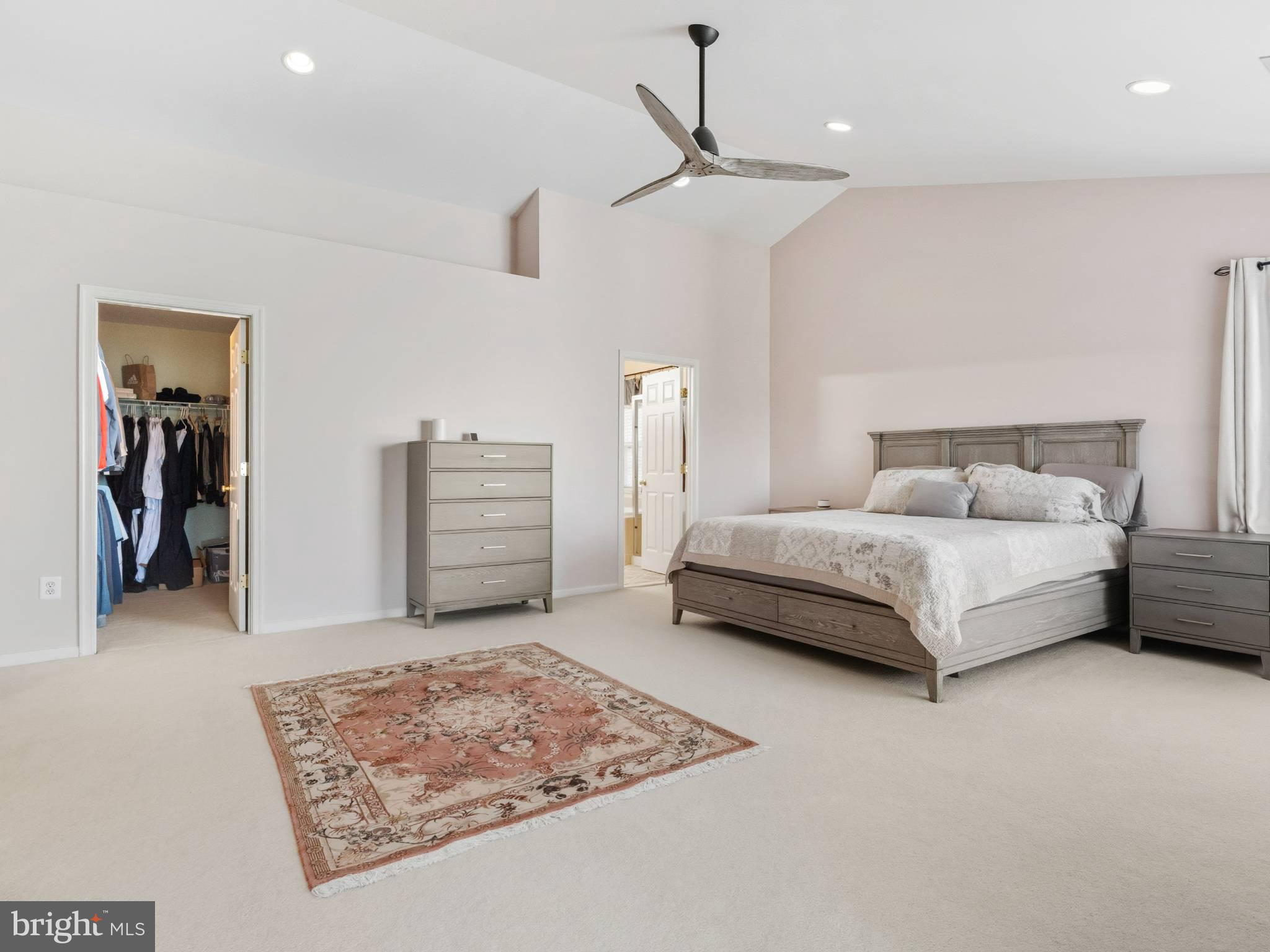 KINGS CROSSING - Residential Lease