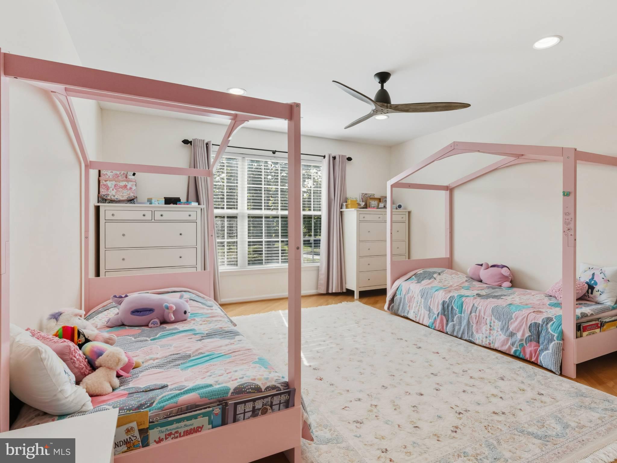 KINGS CROSSING - Residential Lease