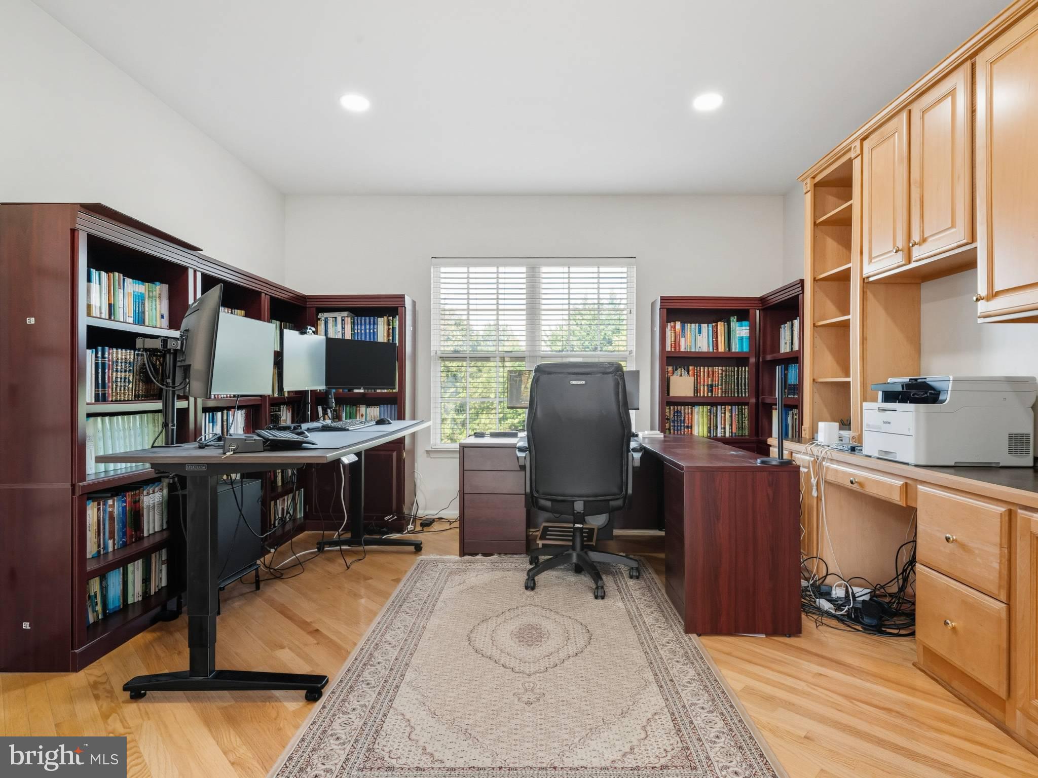 KINGS CROSSING - Residential Lease