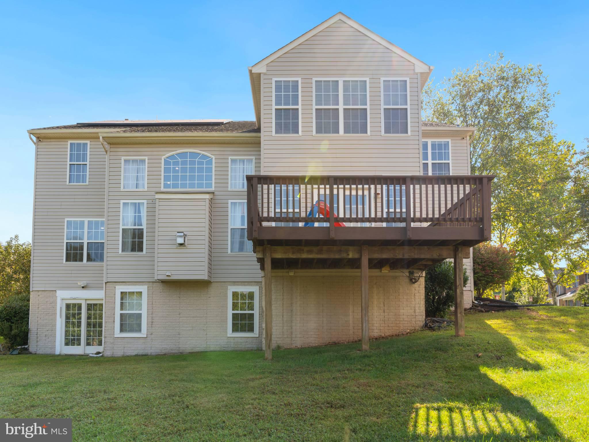 KINGS CROSSING - Residential Lease