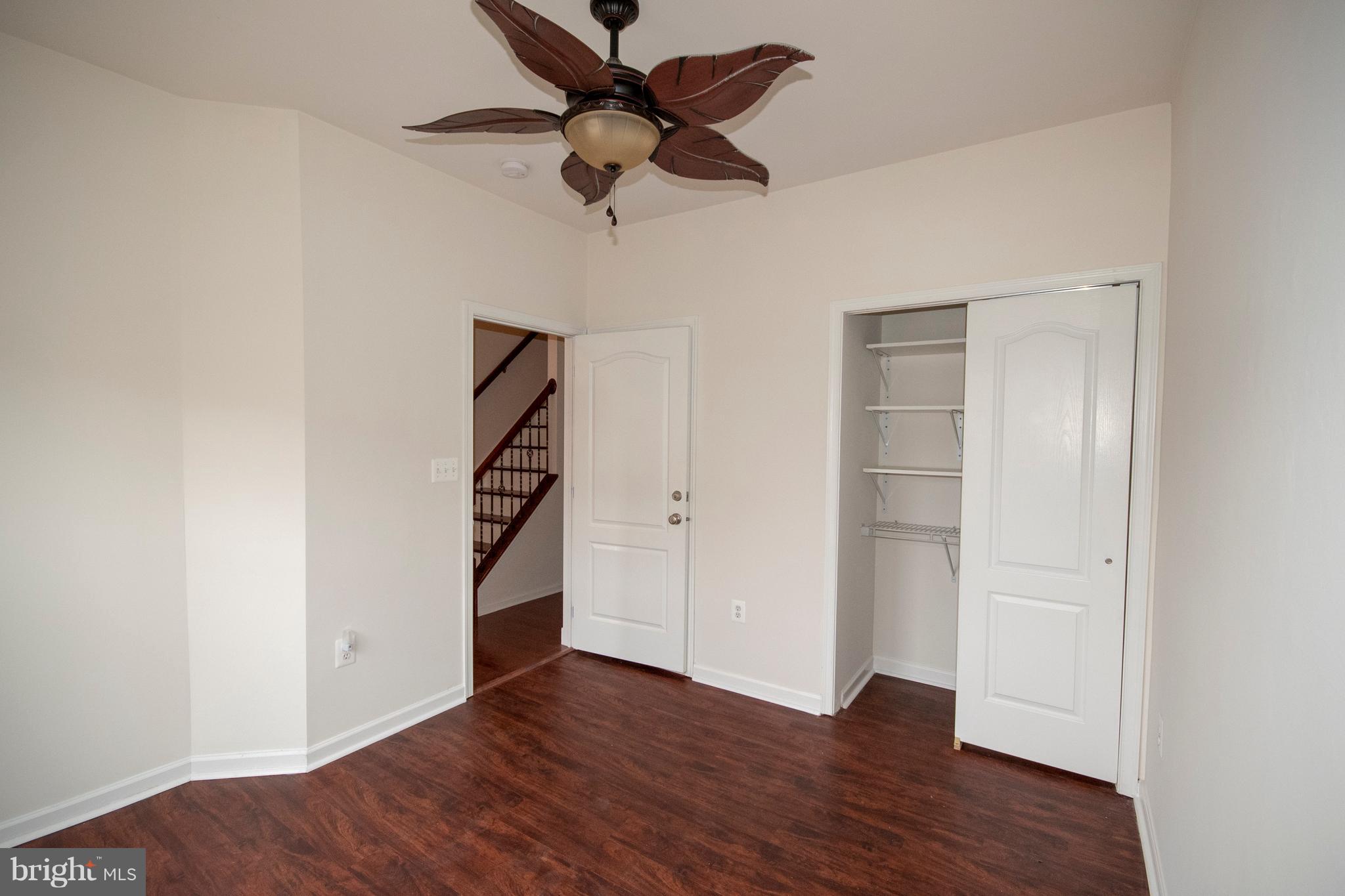 LOUDOUN VALLEY ESTATES 2 - Residential Lease