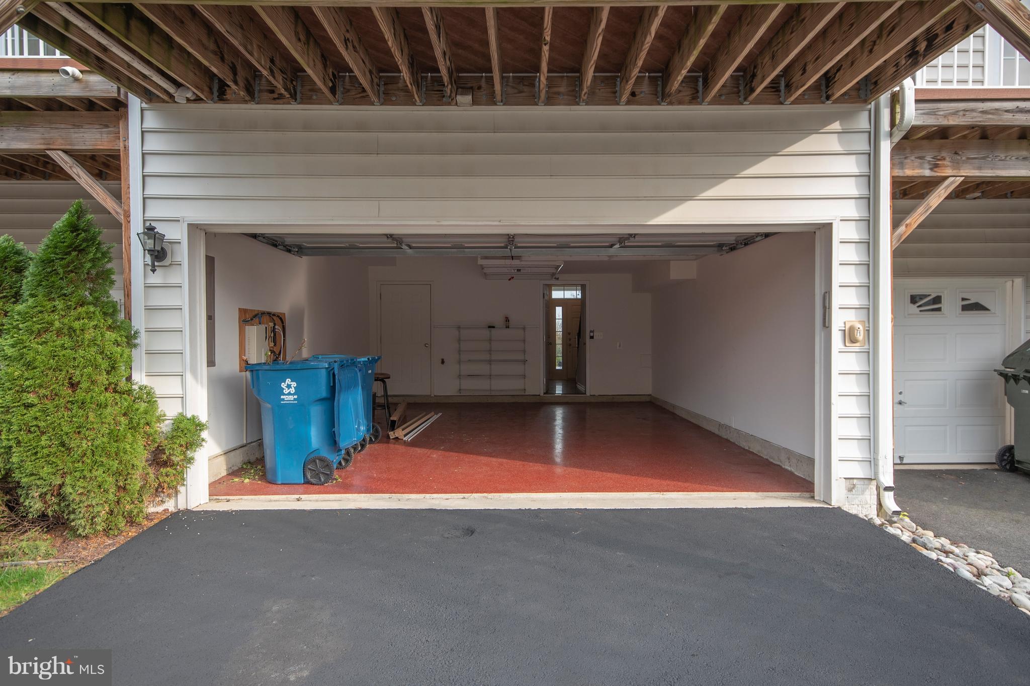 LOUDOUN VALLEY ESTATES 2 - Residential Lease