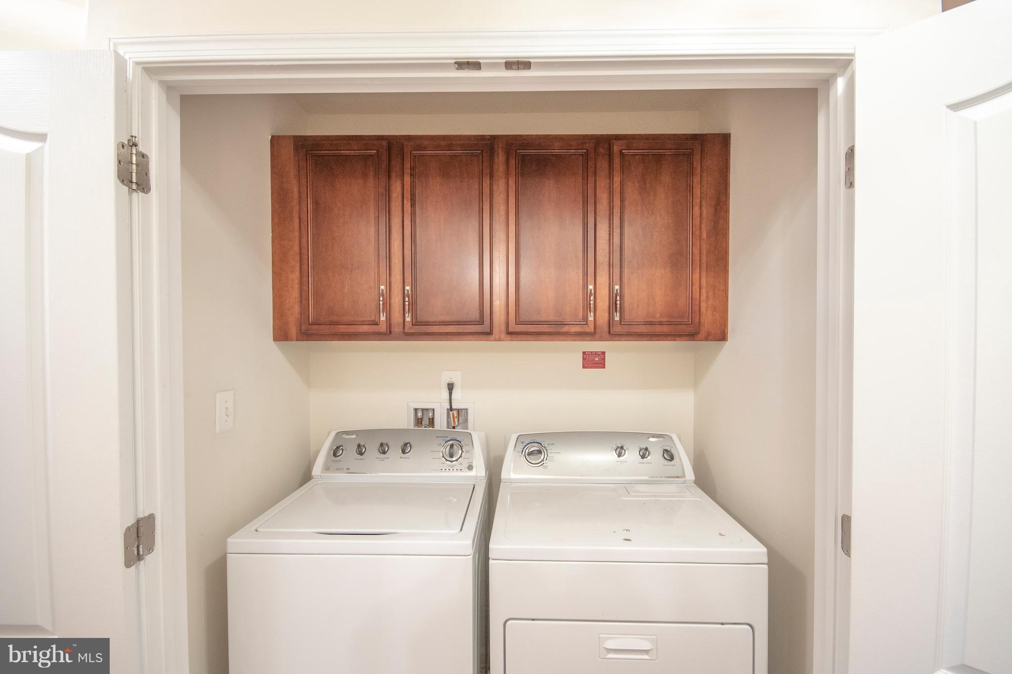 LOUDOUN VALLEY ESTATES 2 - Residential Lease