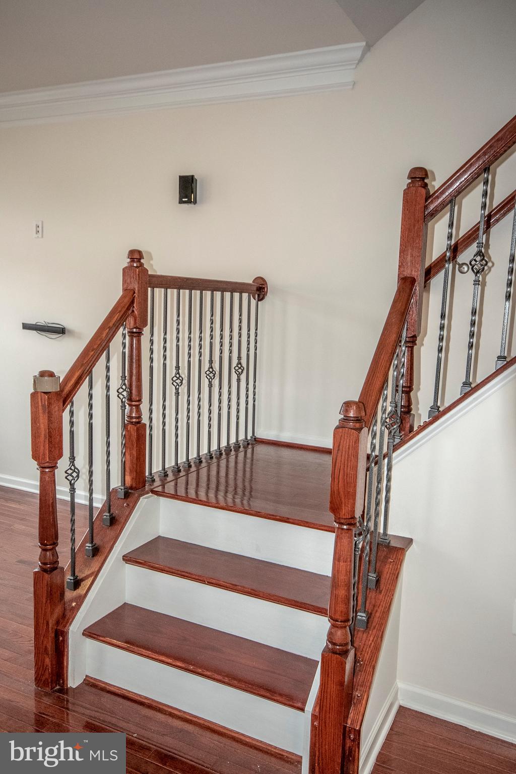 LOUDOUN VALLEY ESTATES 2 - Residential Lease