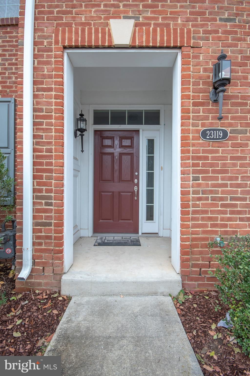 LOUDOUN VALLEY ESTATES 2 - Residential Lease