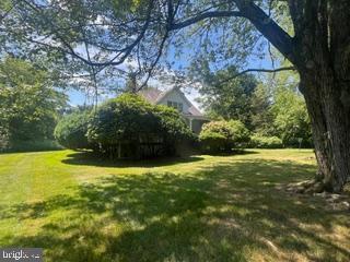 EAST STROUDSBURG - Residential