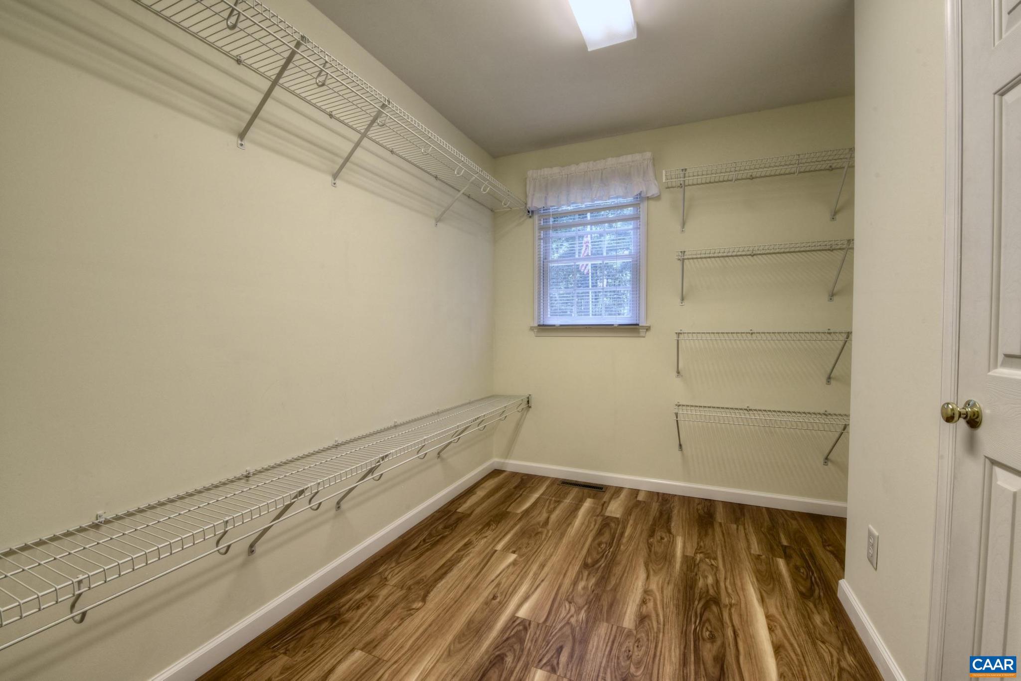 LAKE MONTICELLO - Residential