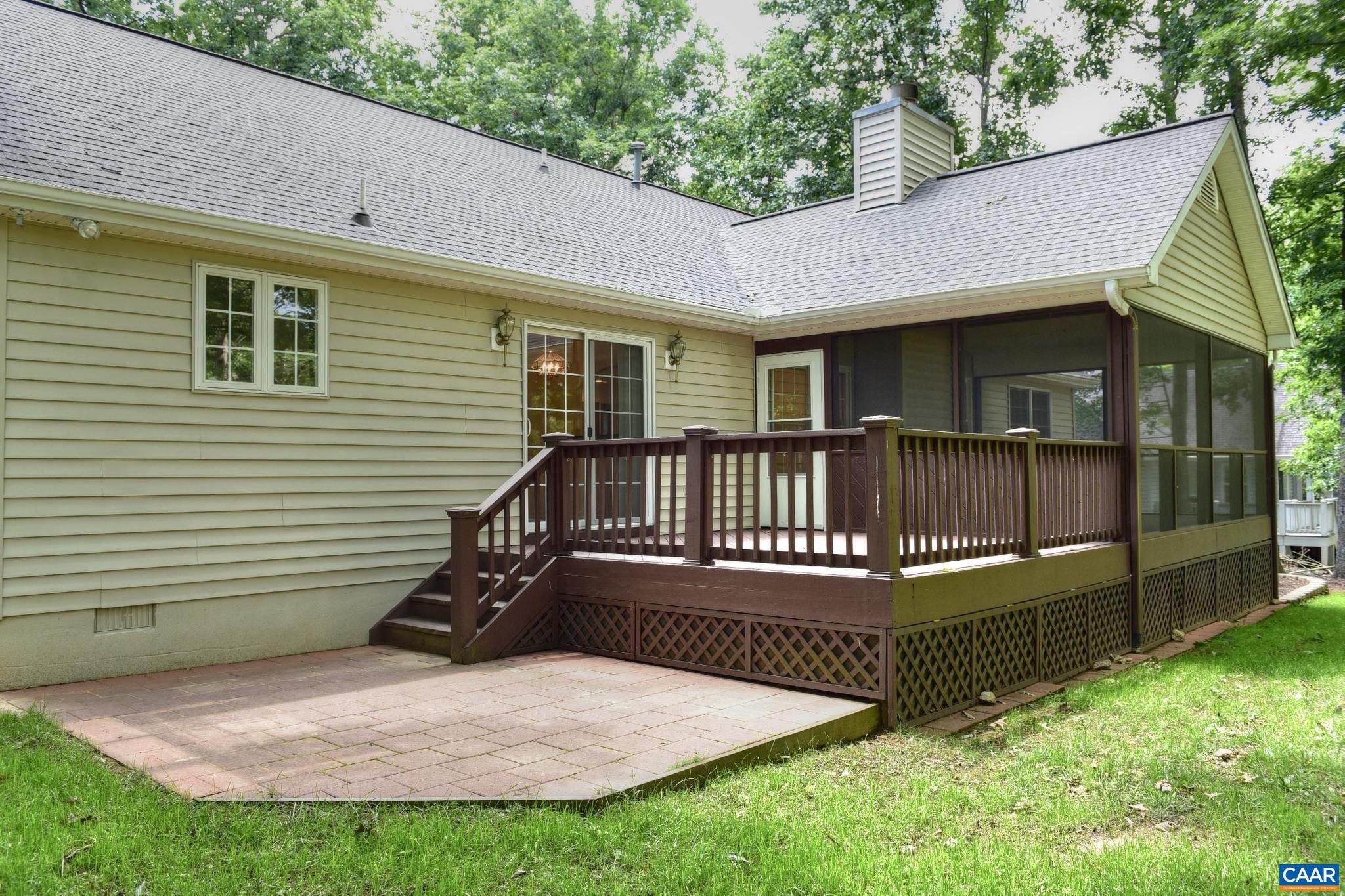 LAKE MONTICELLO - Residential