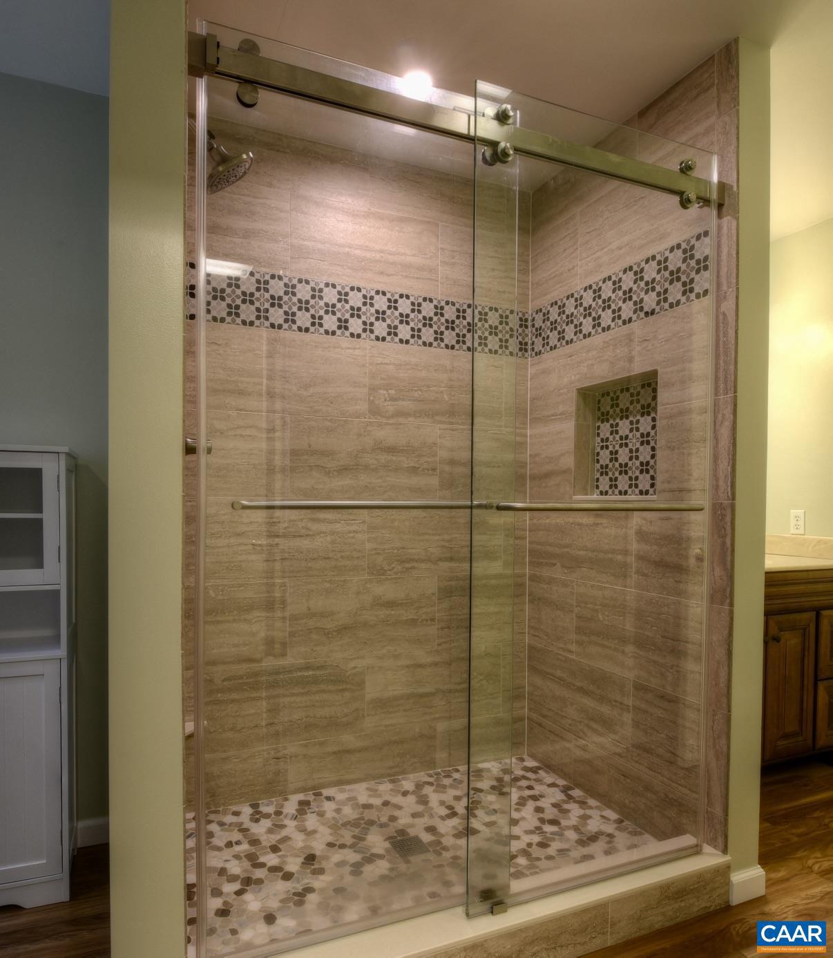 LAKE MONTICELLO - Residential