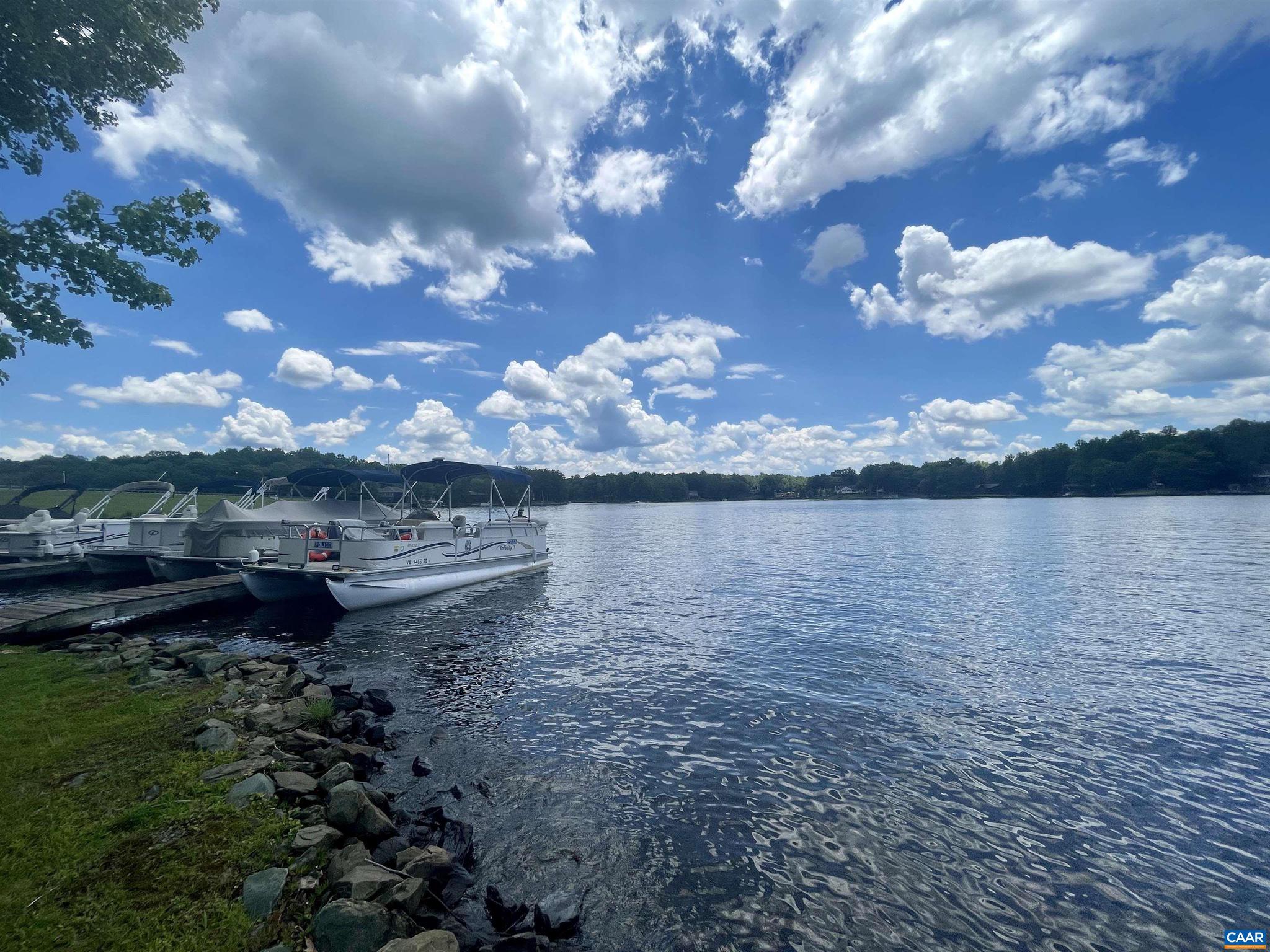 LAKE MONTICELLO - Residential