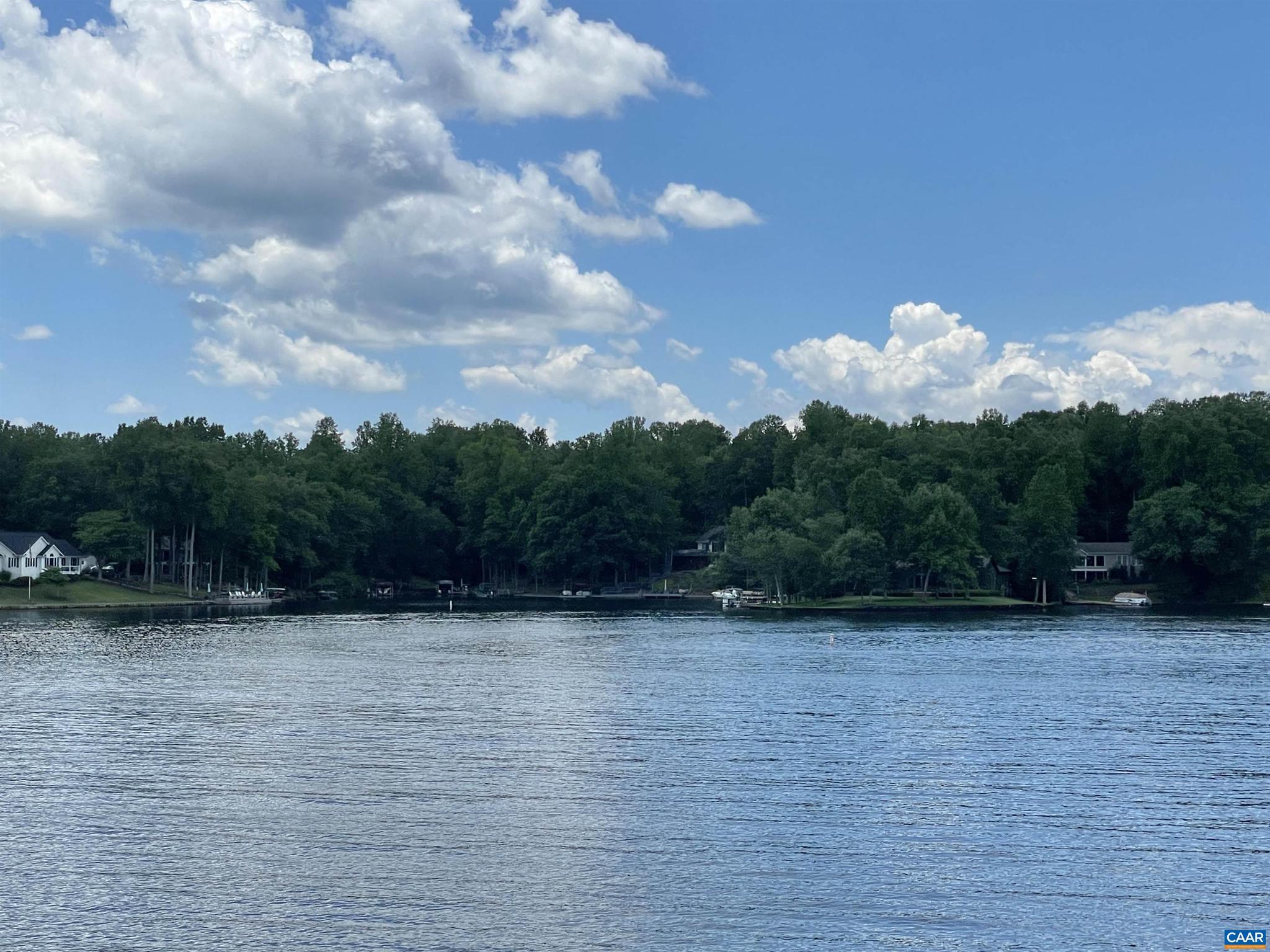 LAKE MONTICELLO - Residential