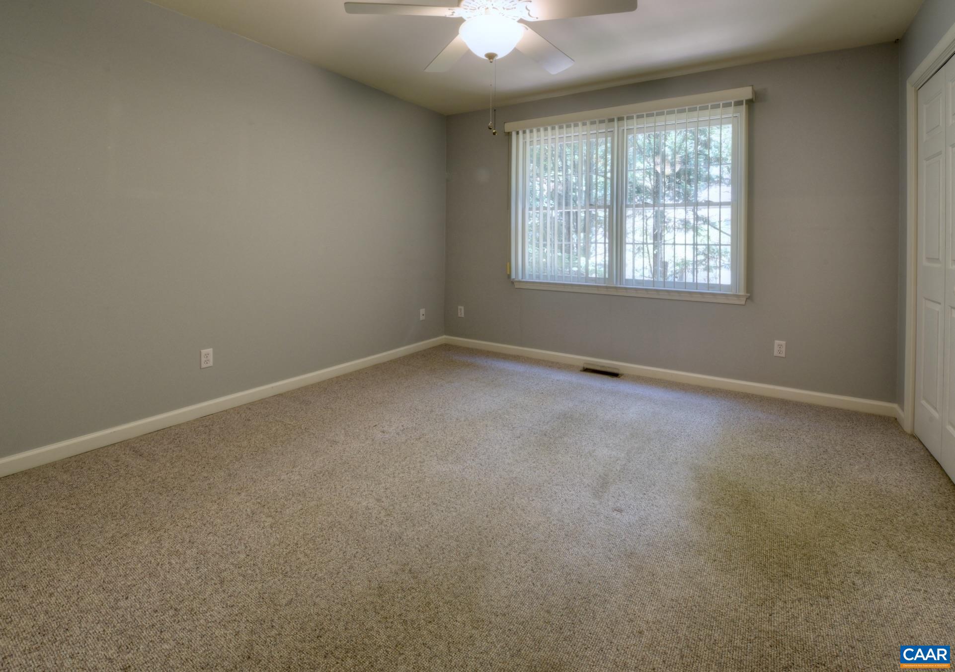 LAKE MONTICELLO - Residential