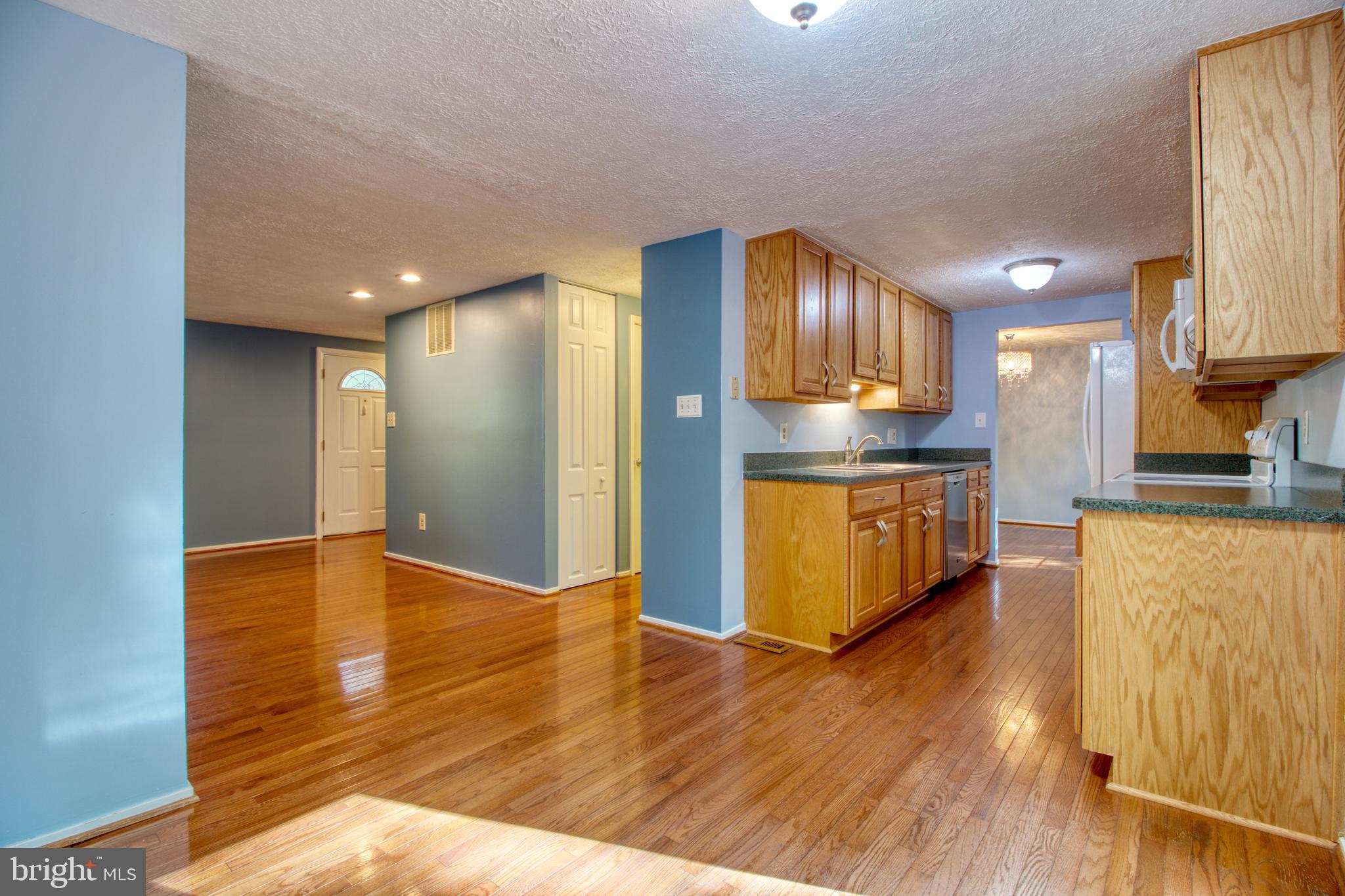 COUNTRY CLUB/LAKE MONTCLAIR - Residential Lease