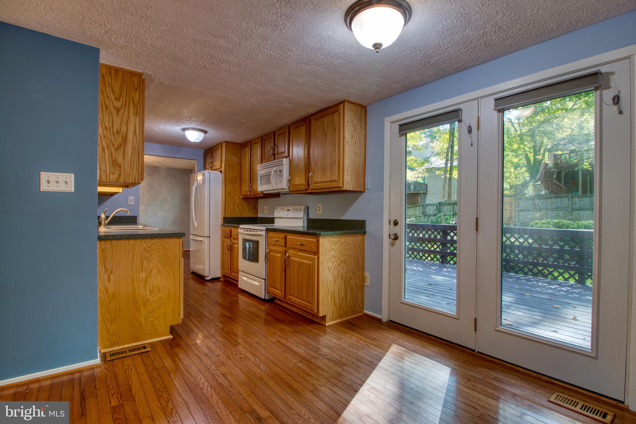 COUNTRY CLUB/LAKE MONTCLAIR - Residential Lease