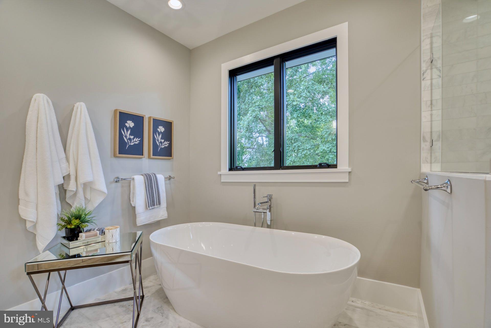 ARLINGTON - Residential