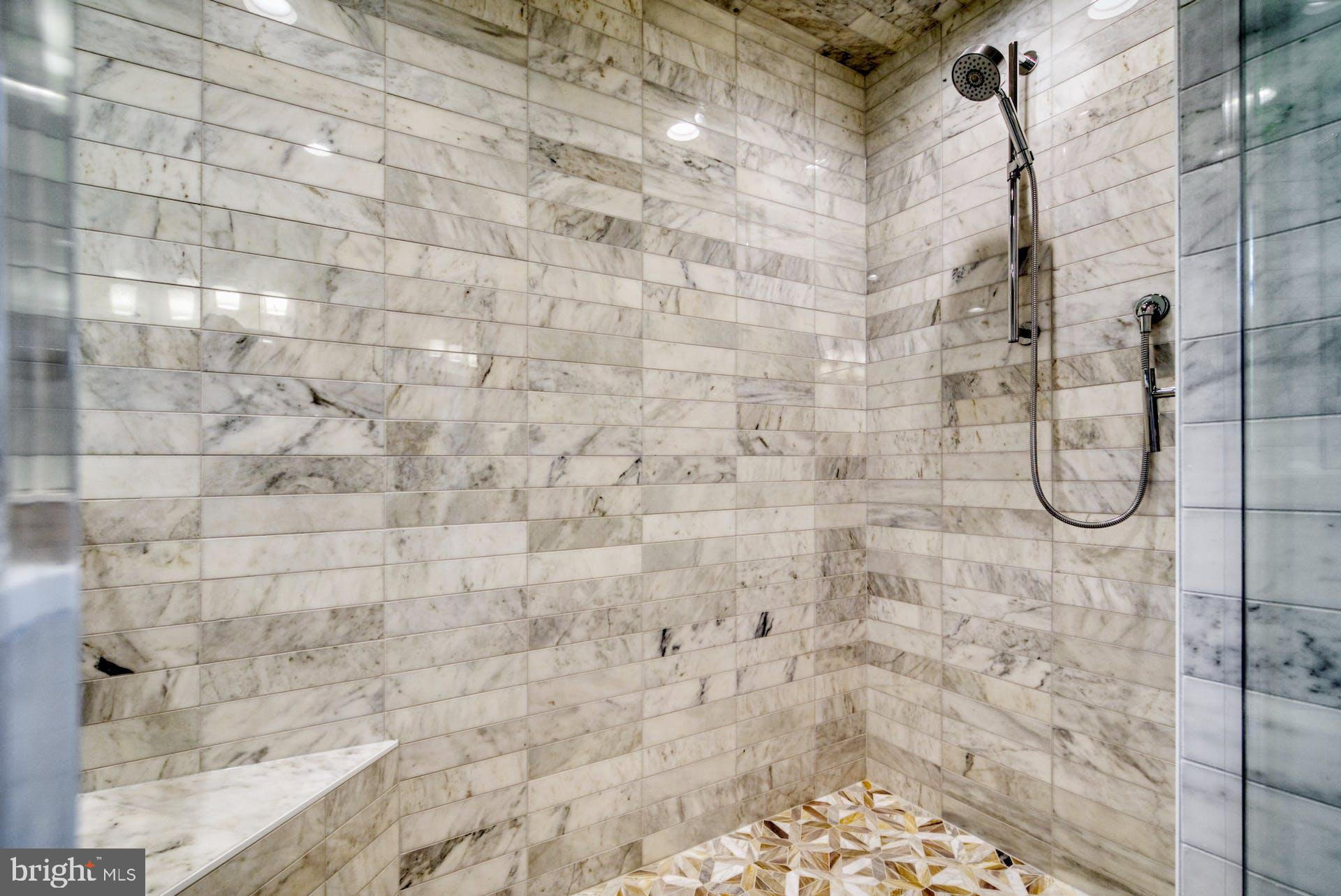 ARLINGTON - Residential