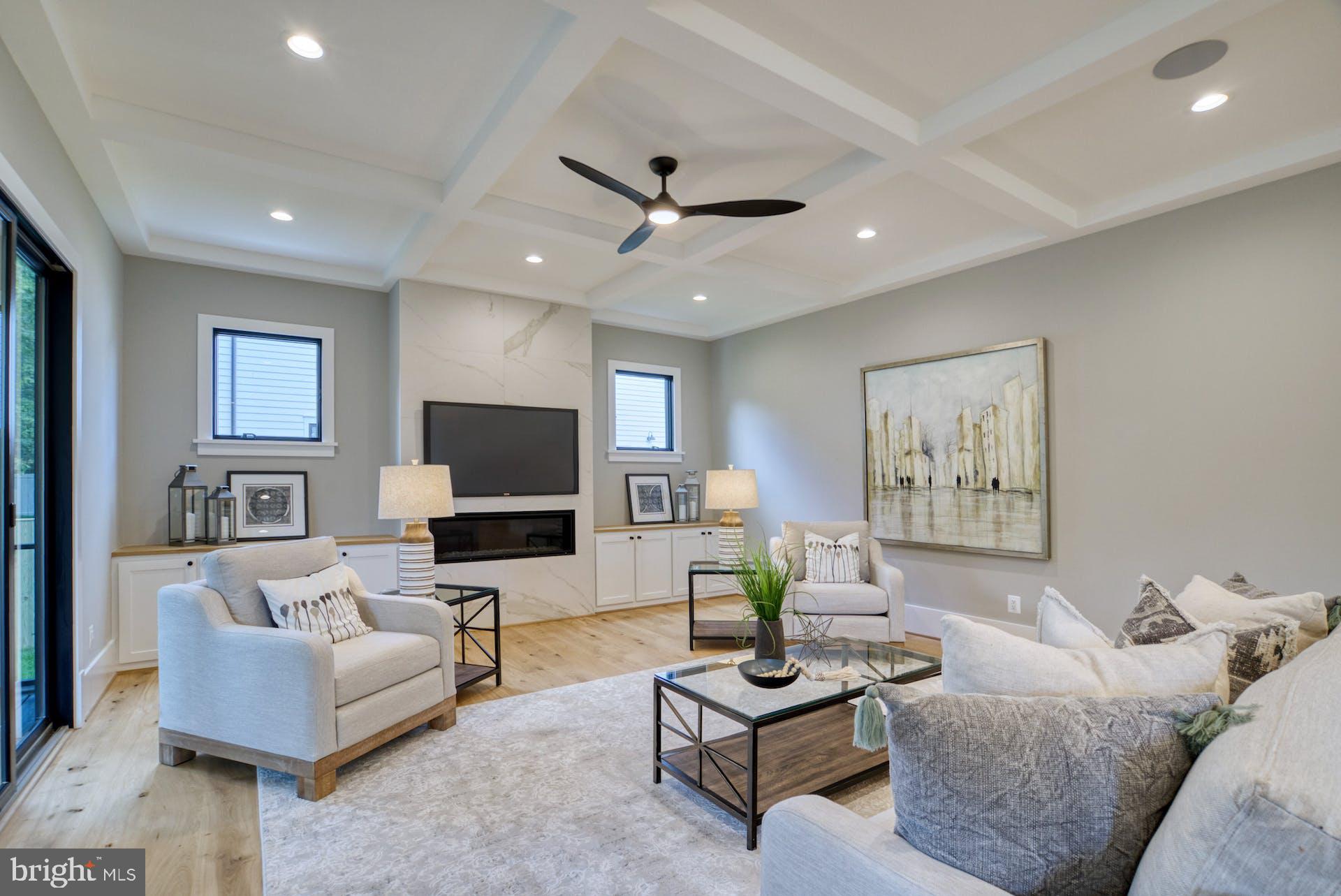 ARLINGTON - Residential