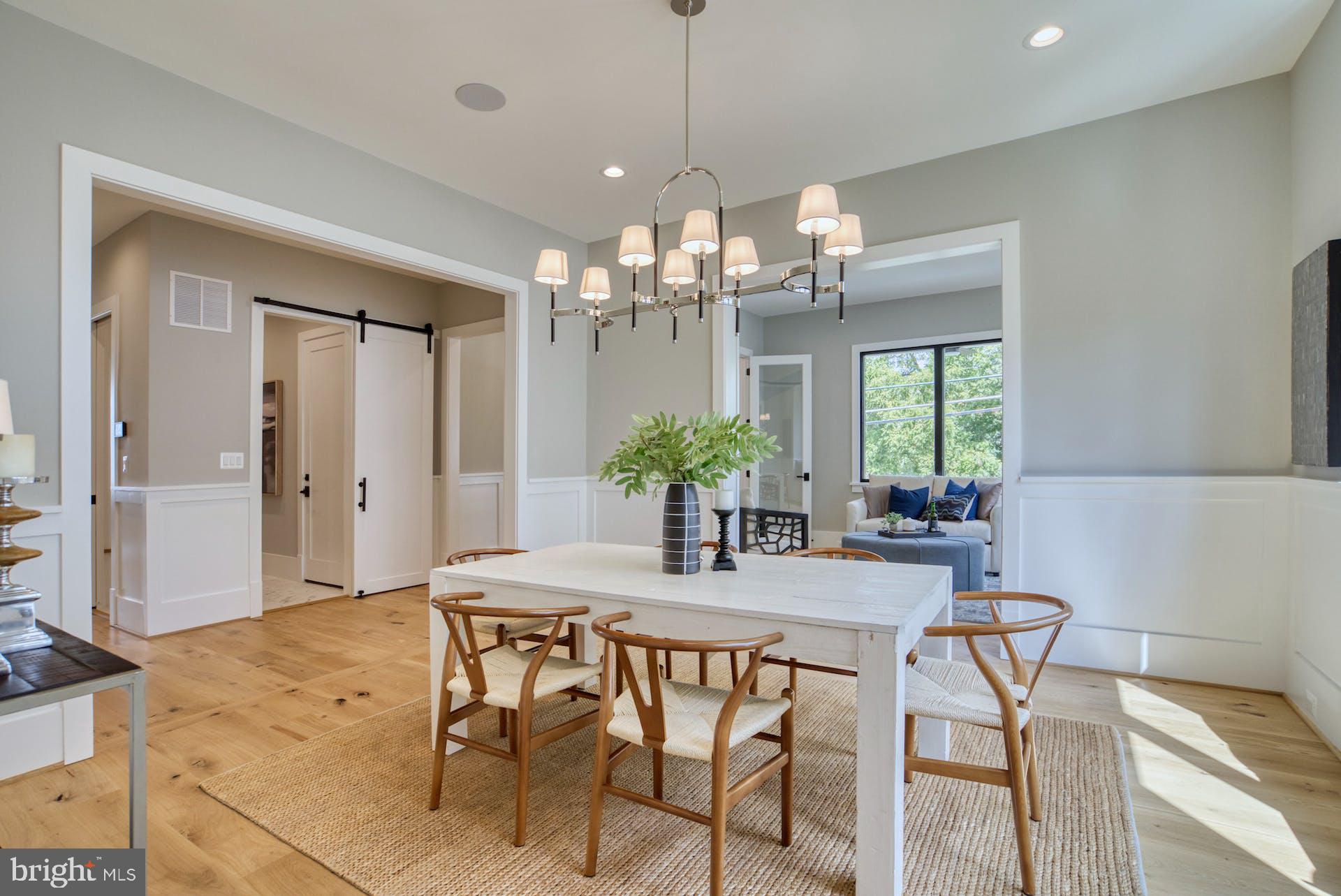 ARLINGTON - Residential