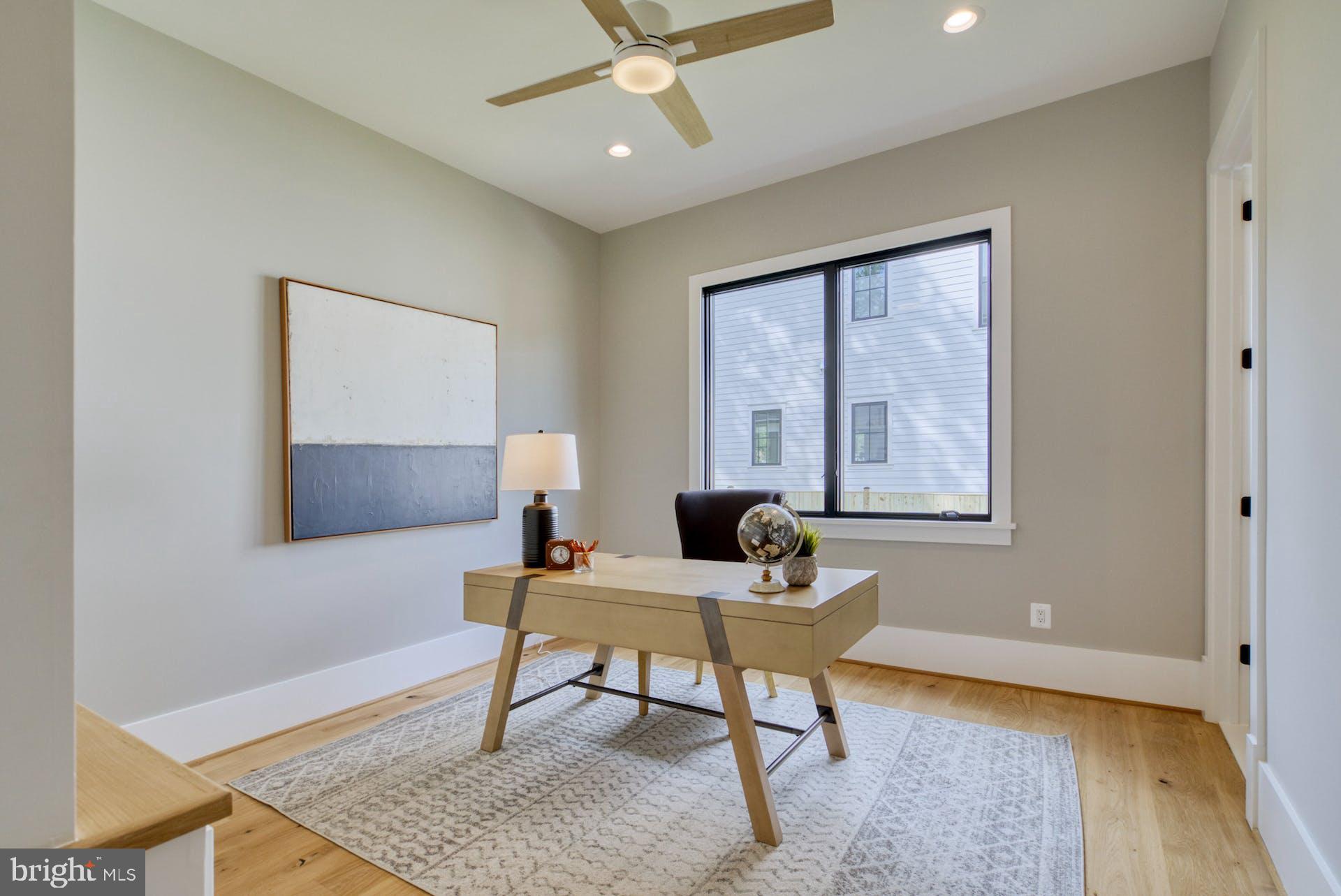 ARLINGTON - Residential