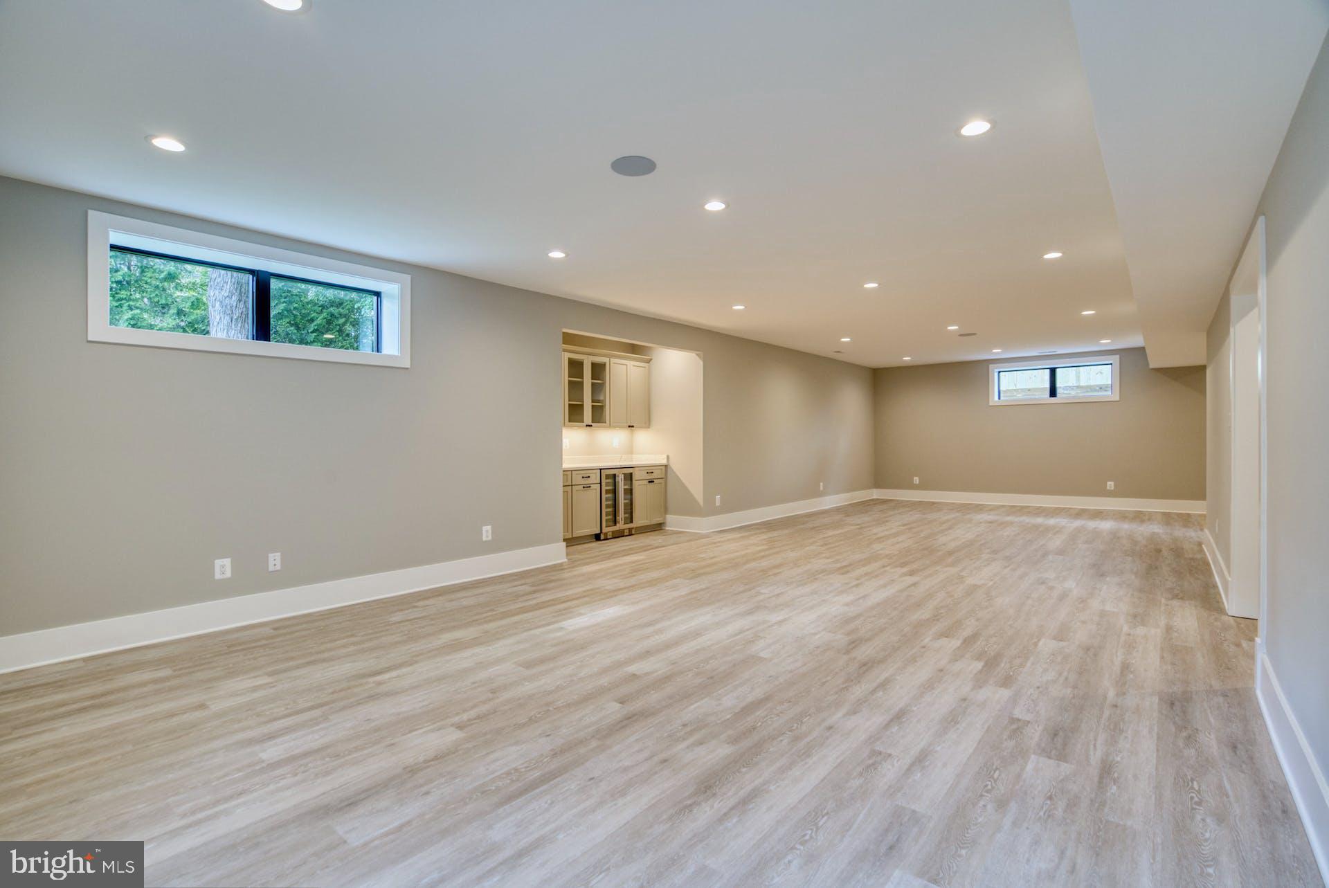 ARLINGTON - Residential