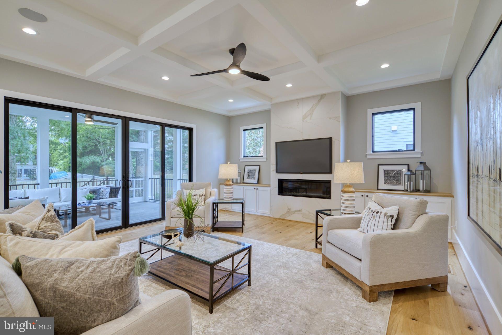 ARLINGTON - Residential