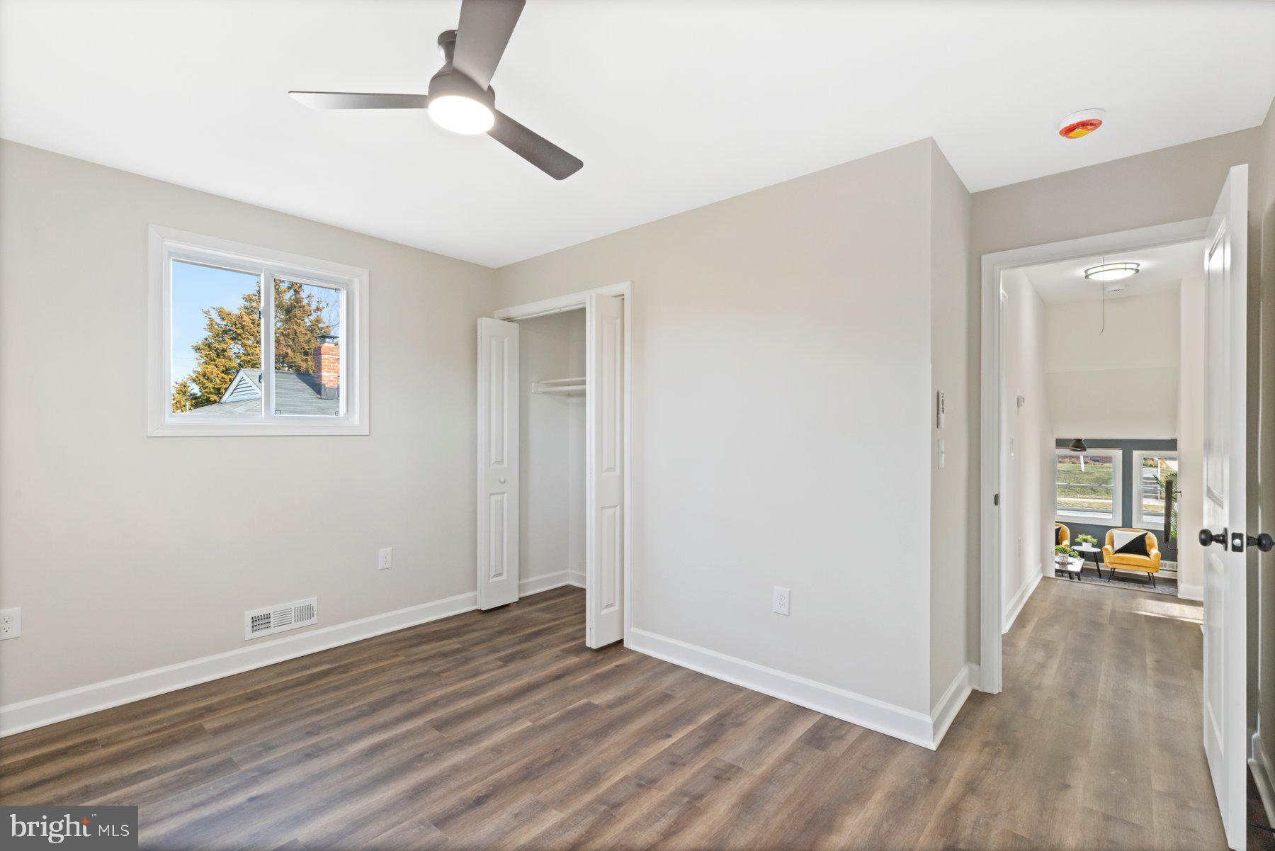 WINDSOR FARMS - Residential