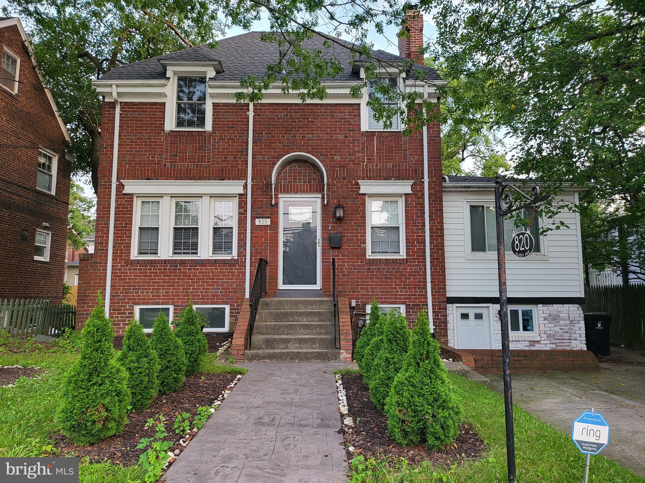 820 SLIGO AVENUE