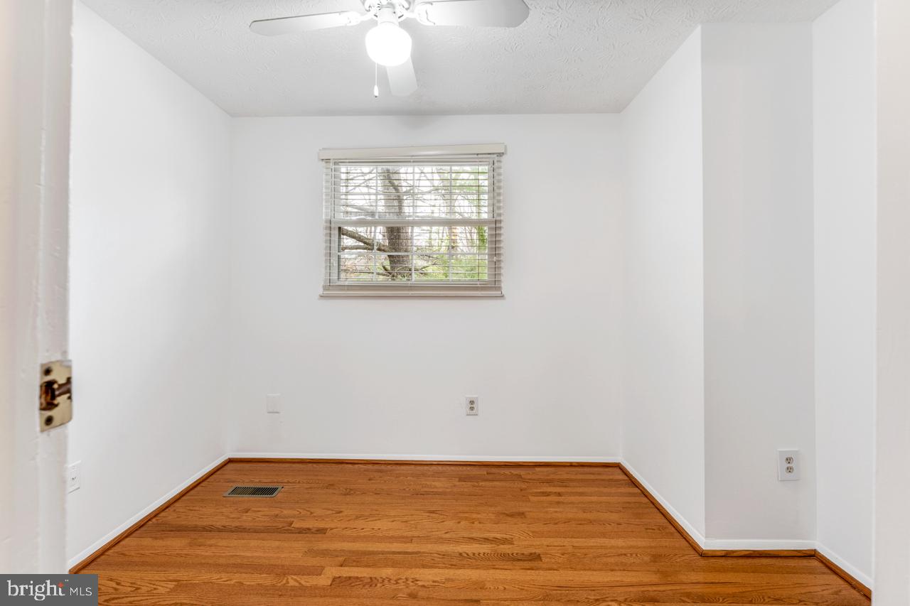 RESTON - Residential Lease