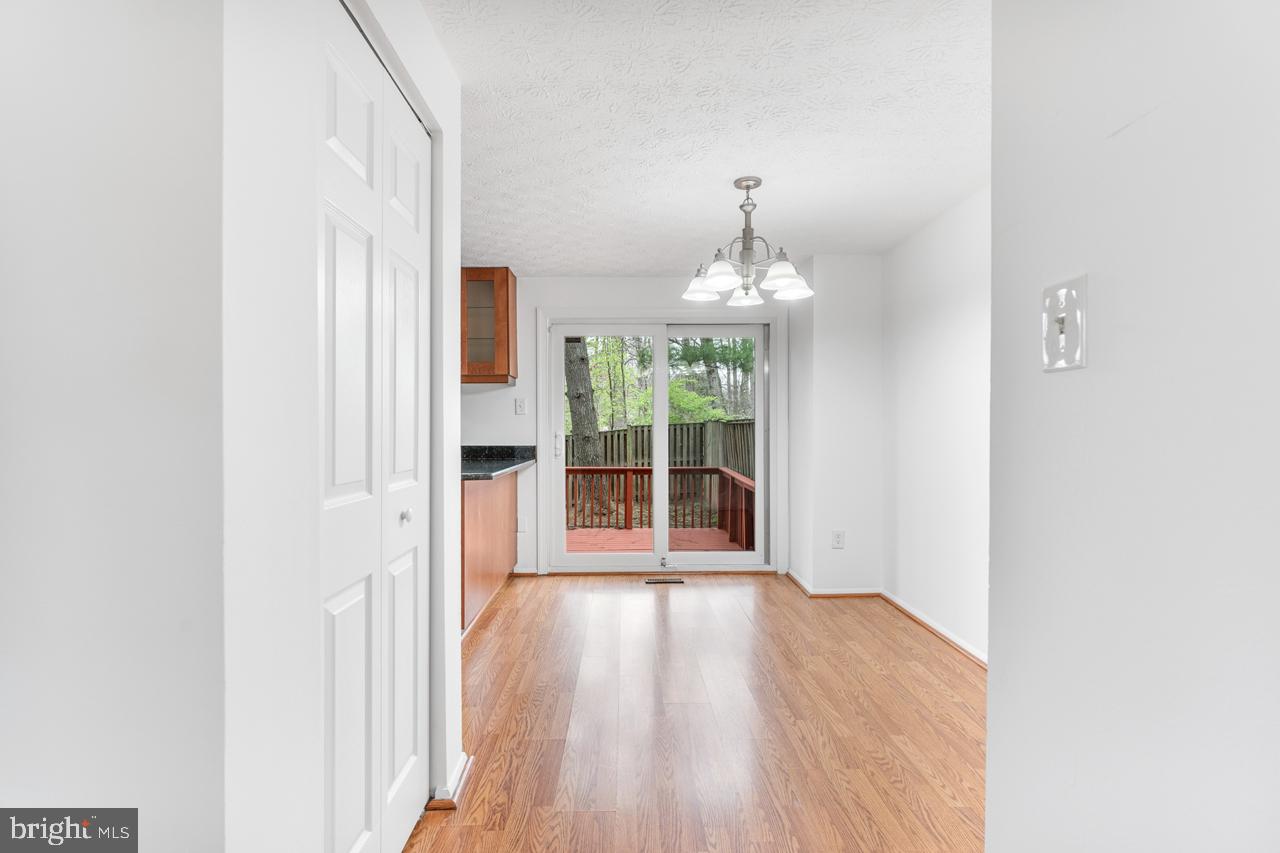 RESTON - Residential Lease