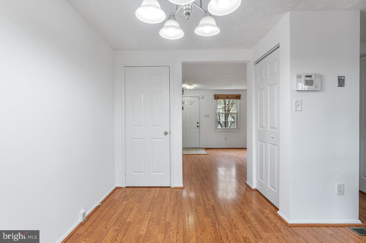RESTON - Residential Lease