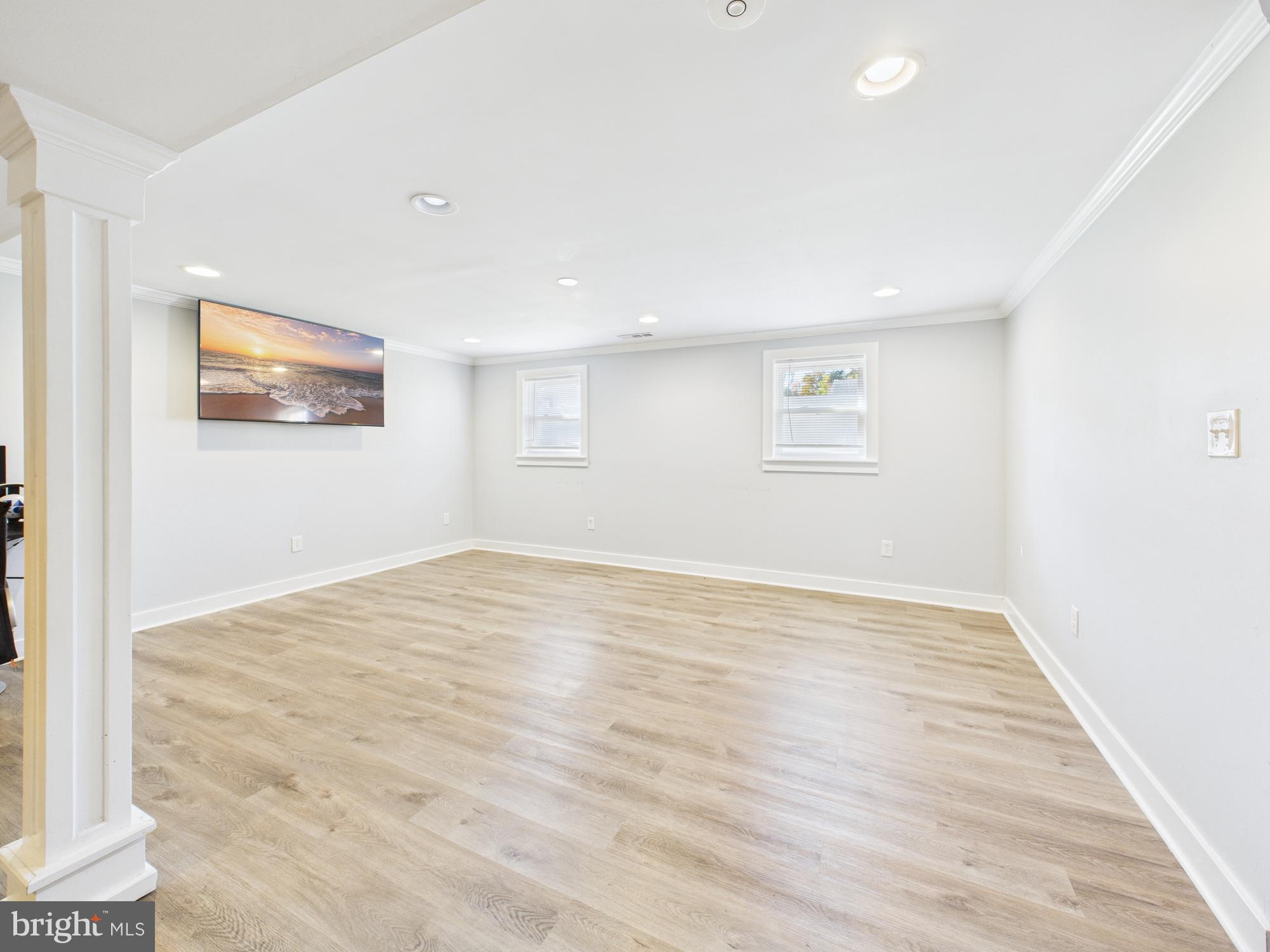 ESSEX - Residential