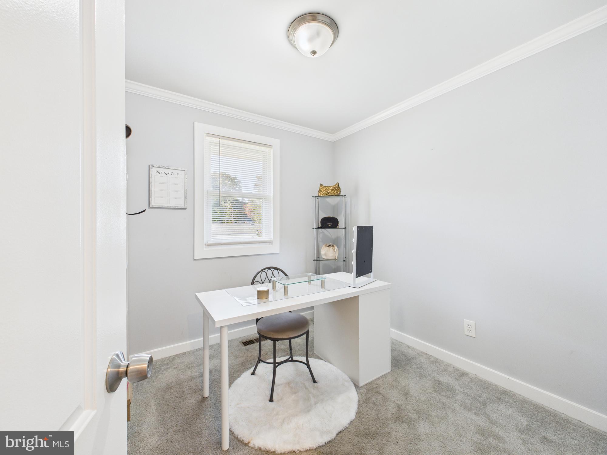 ESSEX - Residential