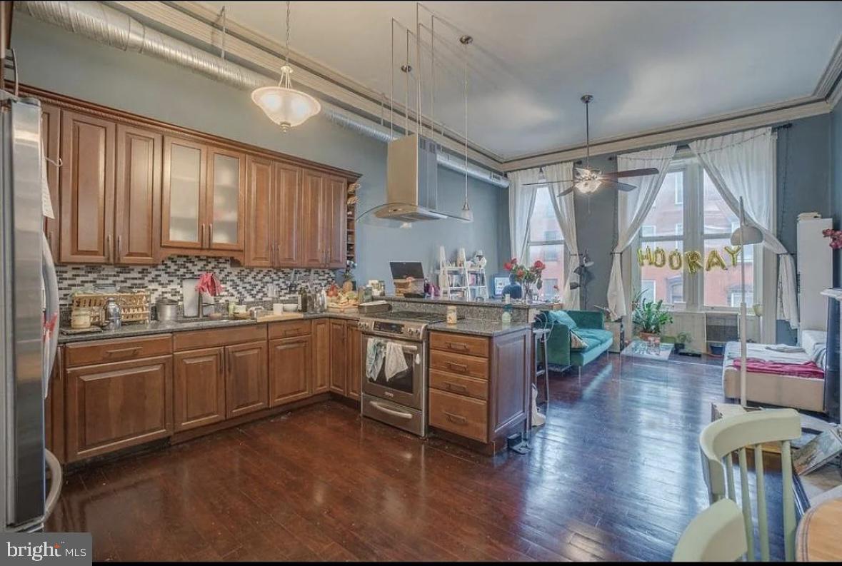 BELVEDERE - Residential Lease