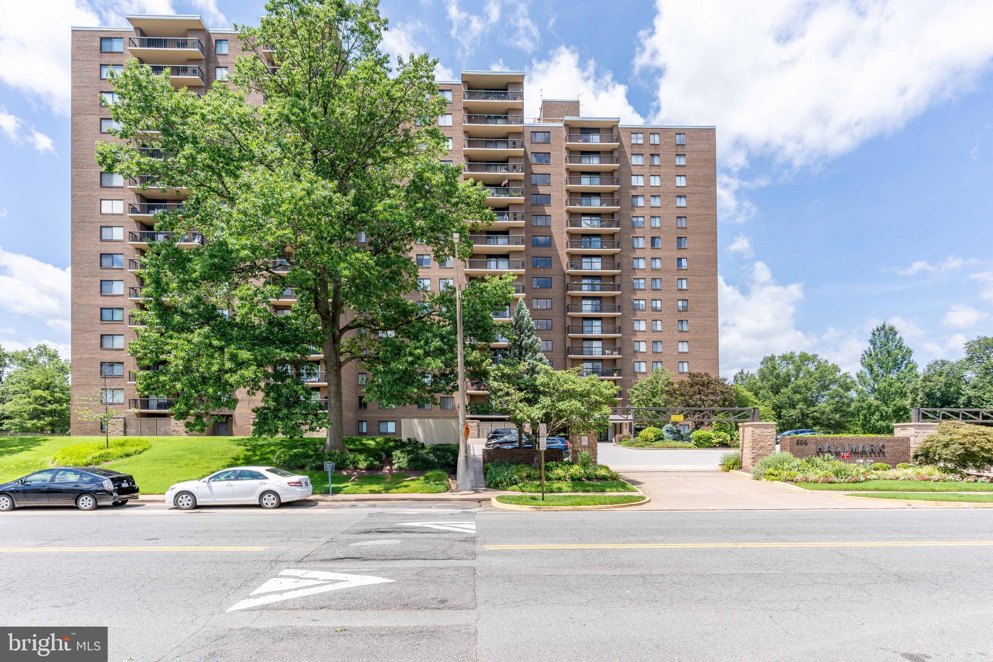 HALLMARK - Residential