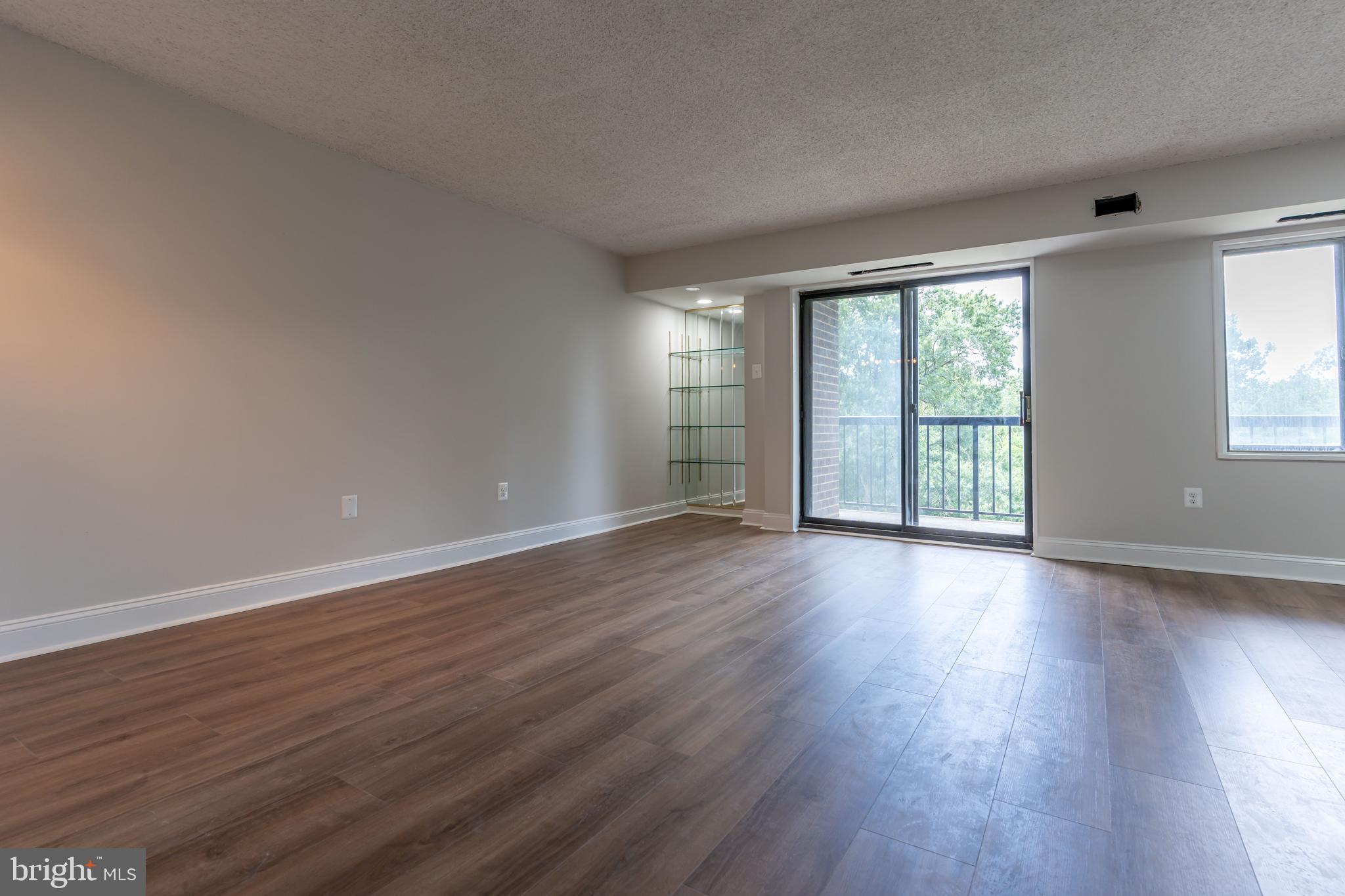 HALLMARK - Residential