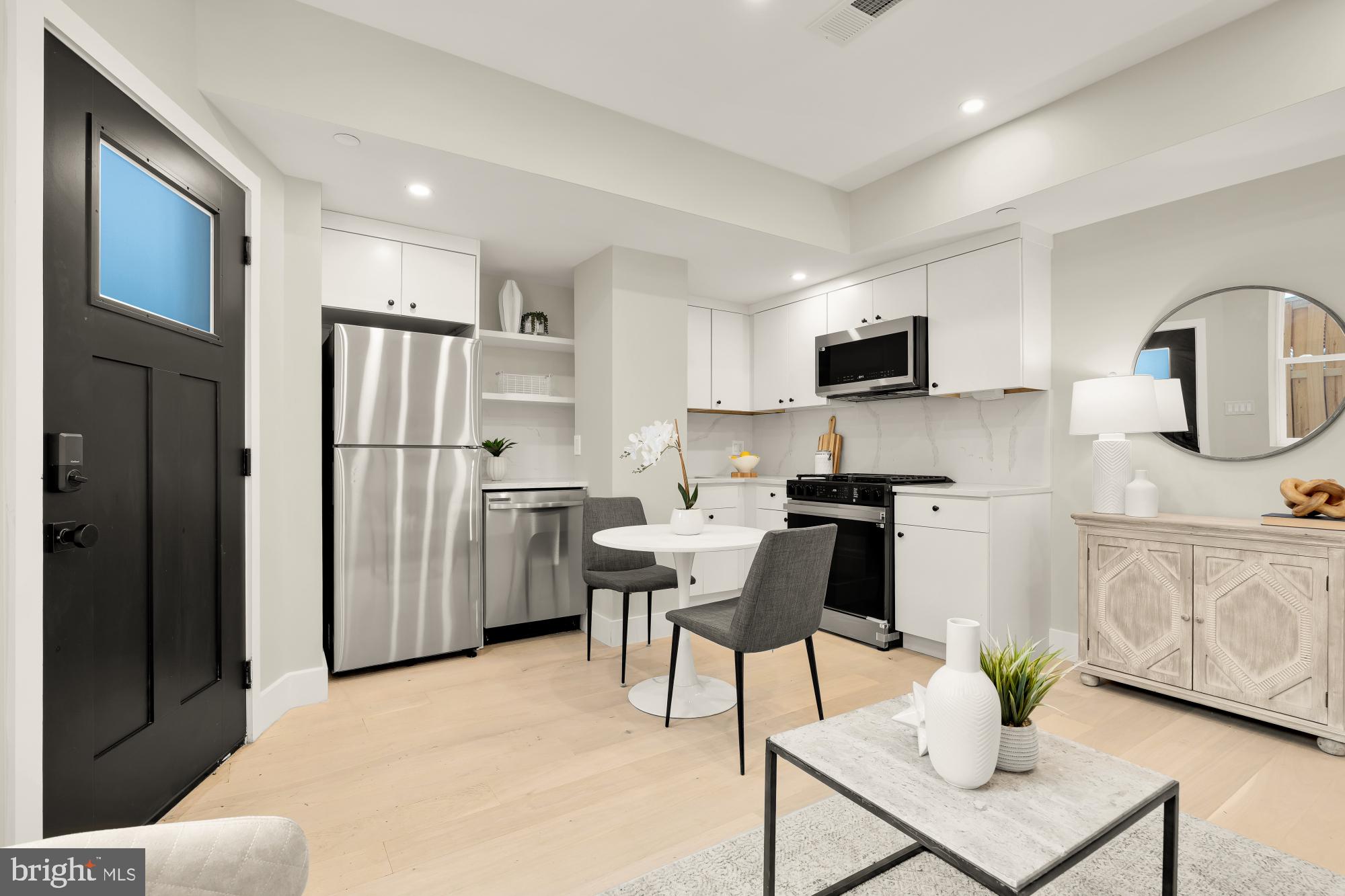 1708 16TH STREET NW 2