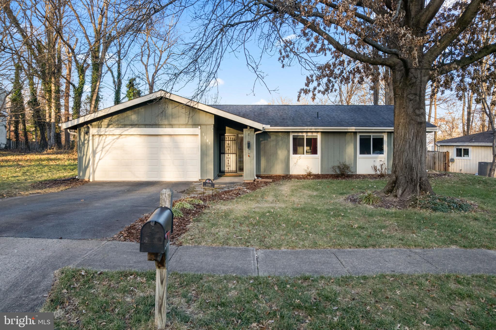 HIDDENBROOK - Residential