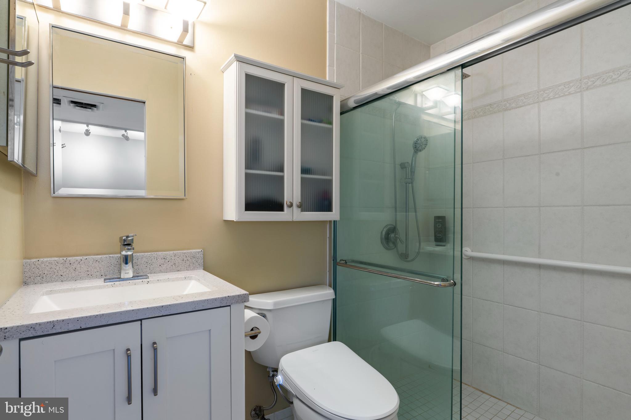 HIDDENBROOK - Residential